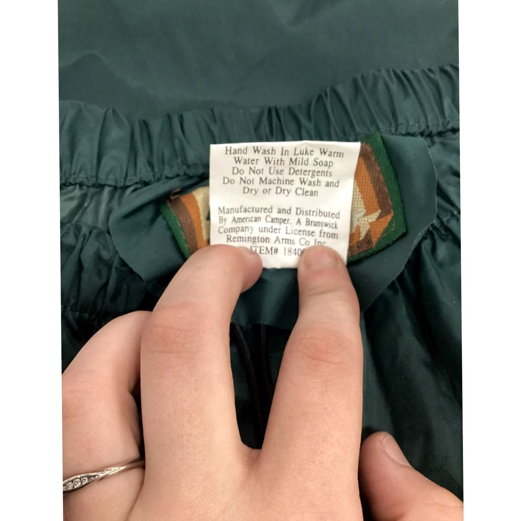 Vintage VINTAGE Remington Pants Mens Large Green Windbreaker Zippers on ankles Drawstring waist Outdoors Pre-Owned Like New Size US 33 - 6 Thumbnail