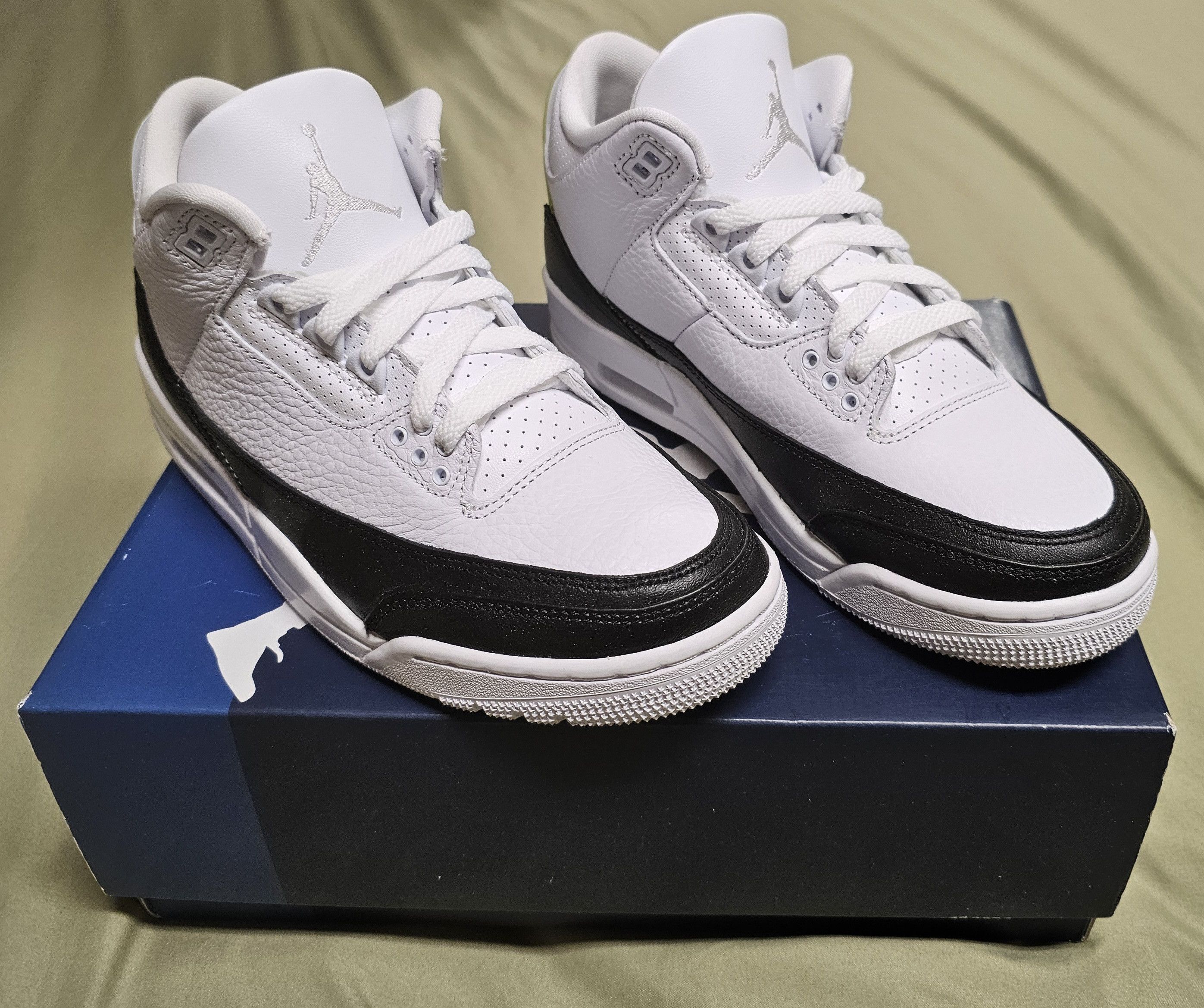 Fragment Design × Jordan Brand JORDAN 3 RETRO FRAGMENT Size US 6 / EU 39 - 1 Thumbnail