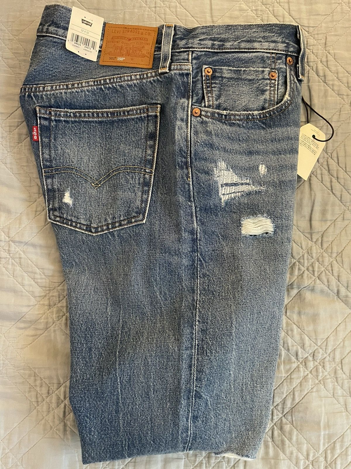 Limited-edition Levi’s ® 501 ® ORIGINAL Selvedge Jeans