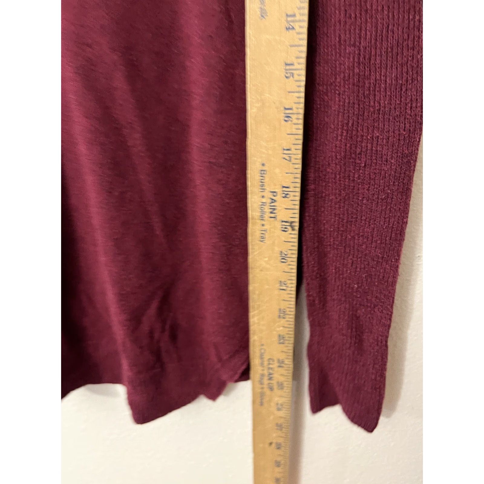 American Eagle Outfitters VINTAGE AMERICAN EAGLE Sweater Women XS Burgundy Pullover Knit V Neck Red Size XS / US 0-2 / IT 36-38 - 4 Thumbnail