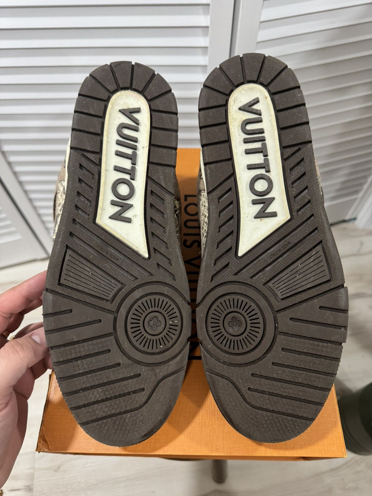 Louis Vuitton Louis Vuitton Skate Sneaker (Brown Snakeskin/White) Size US 11 / EU 44 - 7 Thumbnail