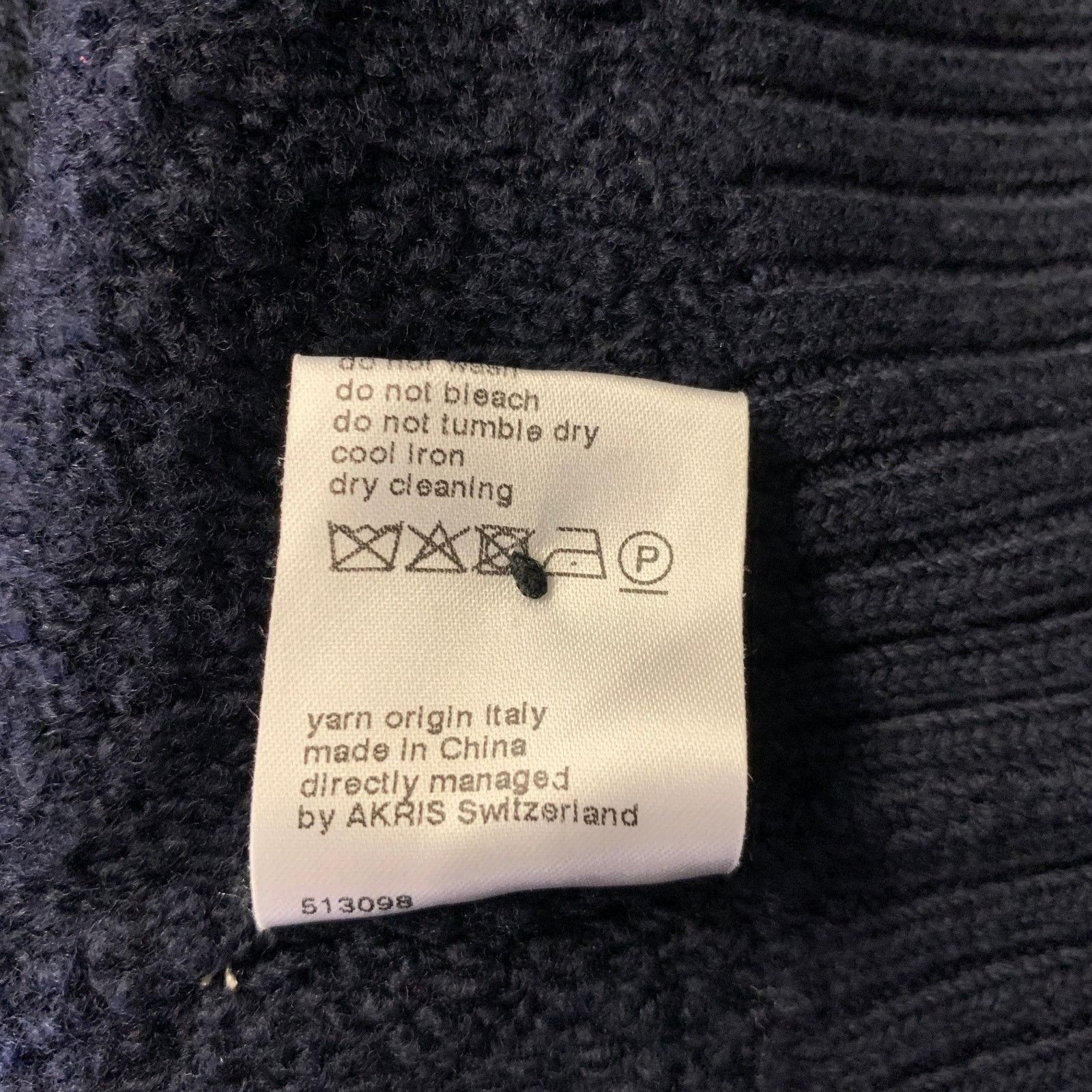 Akris AKRIS Size L Navy Wool Polyamide Cashmere Boucle Cardigan Size L / US 10 / IT 46 - 7 Thumbnail