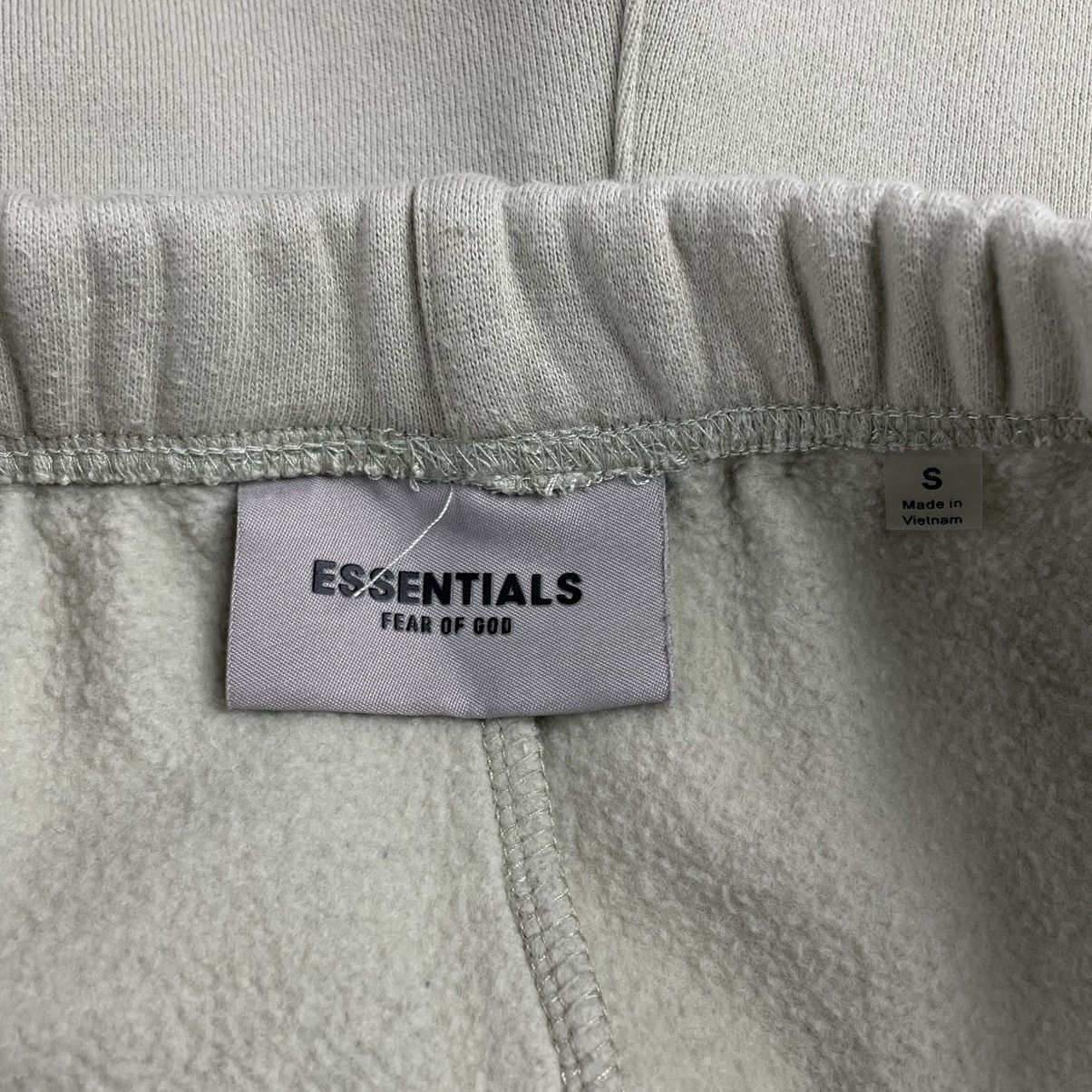 Fear of God Fear of God Essentials Fleece Shorts Size US 31 - 7 Thumbnail