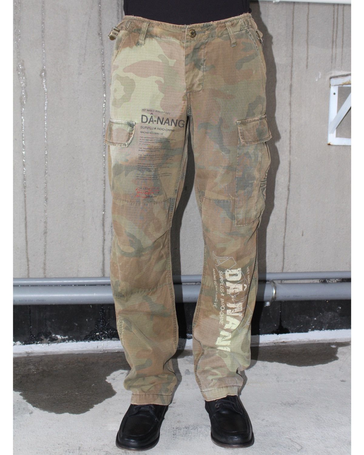 Hysteric Glamour 2000S DÂ-NANG CAMO DYED CARGO PANTS Size US 30 / EU 46 - 1 Thumbnail