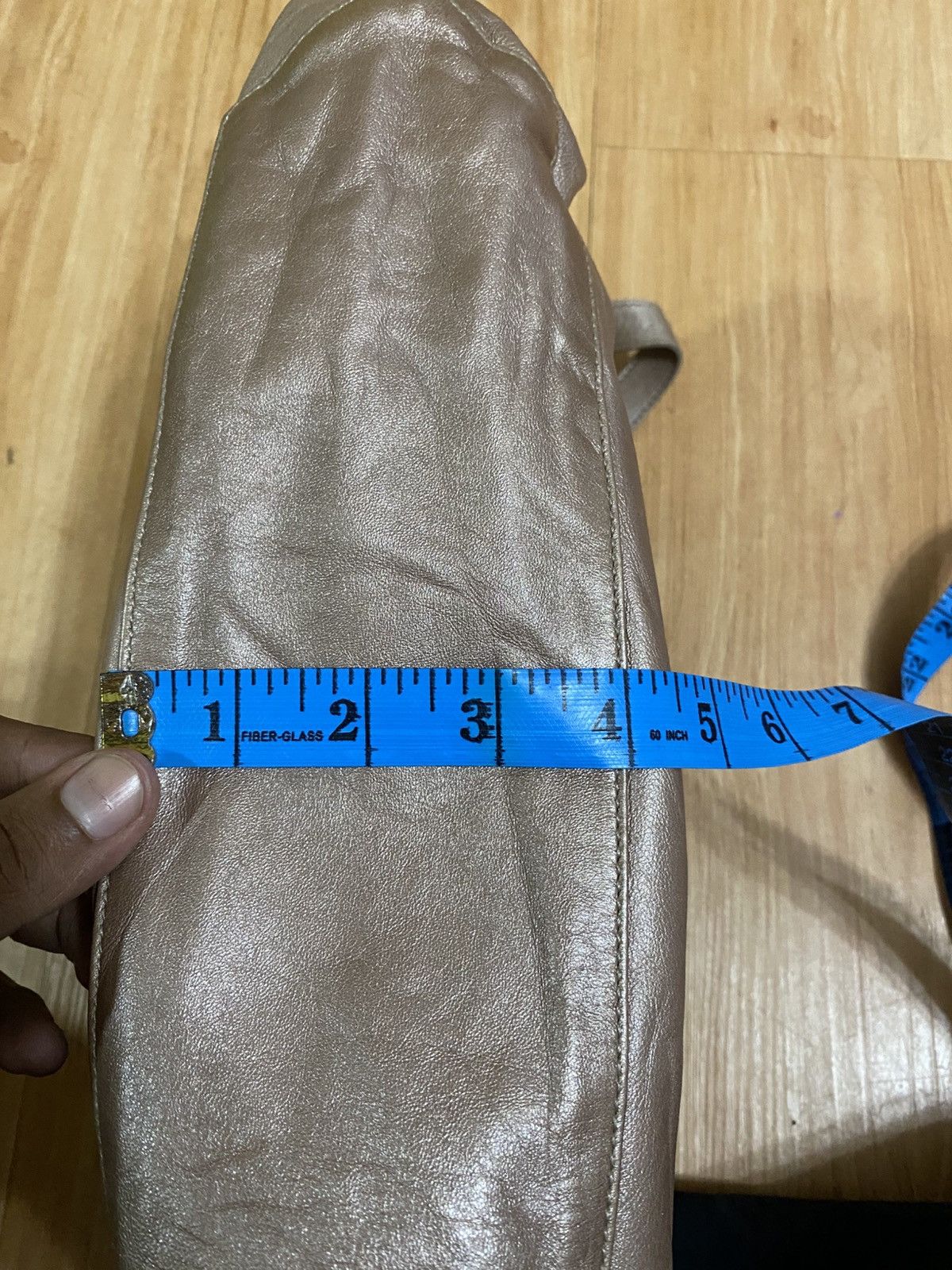 Salvatore Ferragamo Luxury Salvatore Ferragamo Leather Handbag – Iconic Designer Size ONE SIZE - 13 Thumbnail