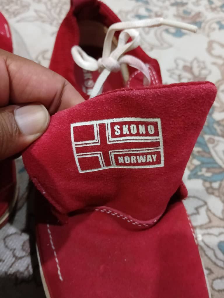 Other vintage SKONO NORWAY SHOES NOS size 8uk Size US 9 / EU 42 - 2 Thumbnail