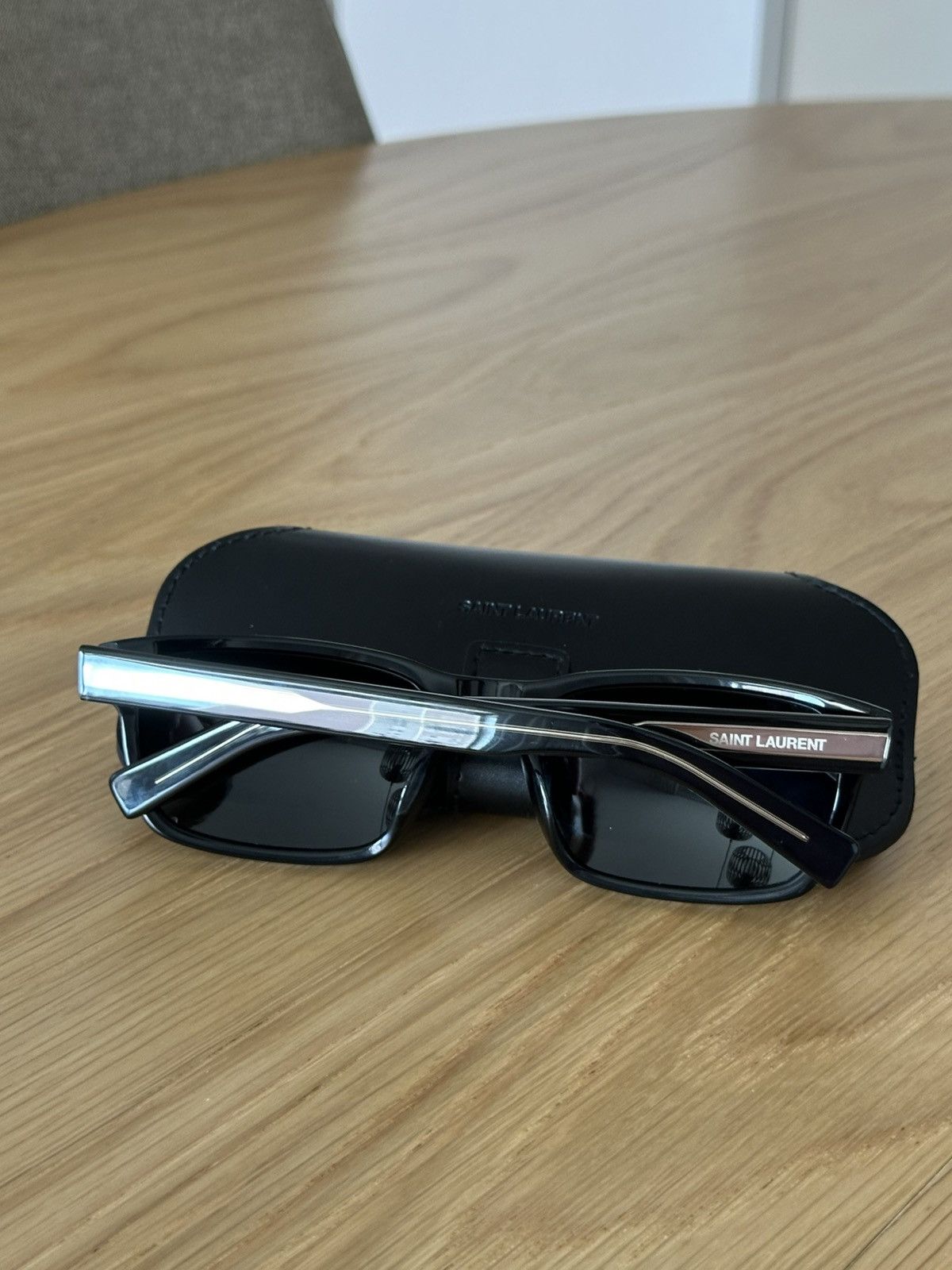 Saint Laurent Paris SAINT LAURENT SL 662 Sunglasses Black Size ONE SIZE - 8 Thumbnail