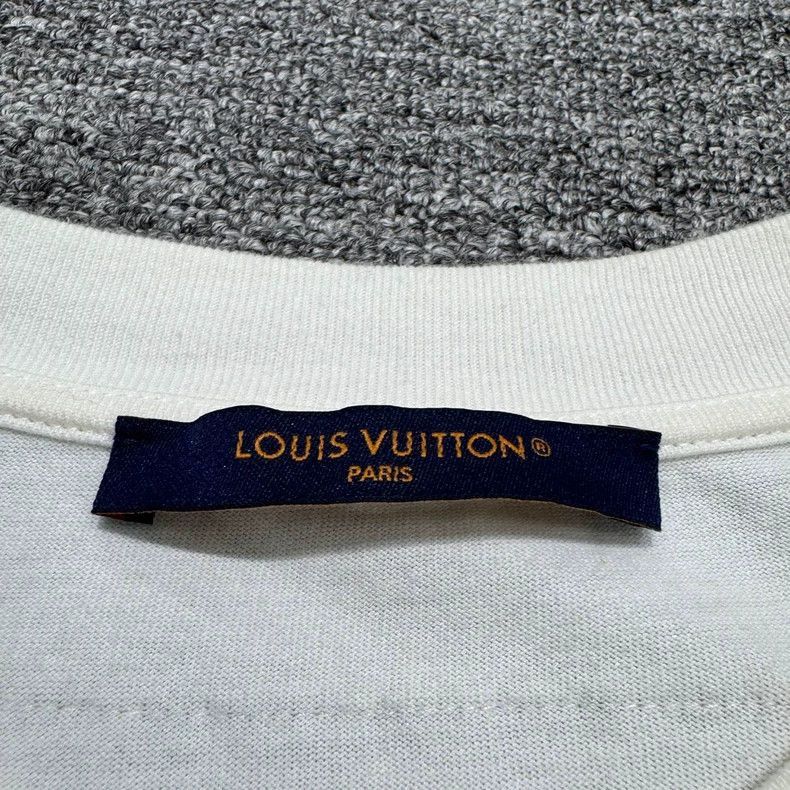 Louis Vuitton Louis Vuitton Letter Print Pocket Short Sleeve-2507 Size US M / EU 48-50 / 2 - 3 Thumbnail