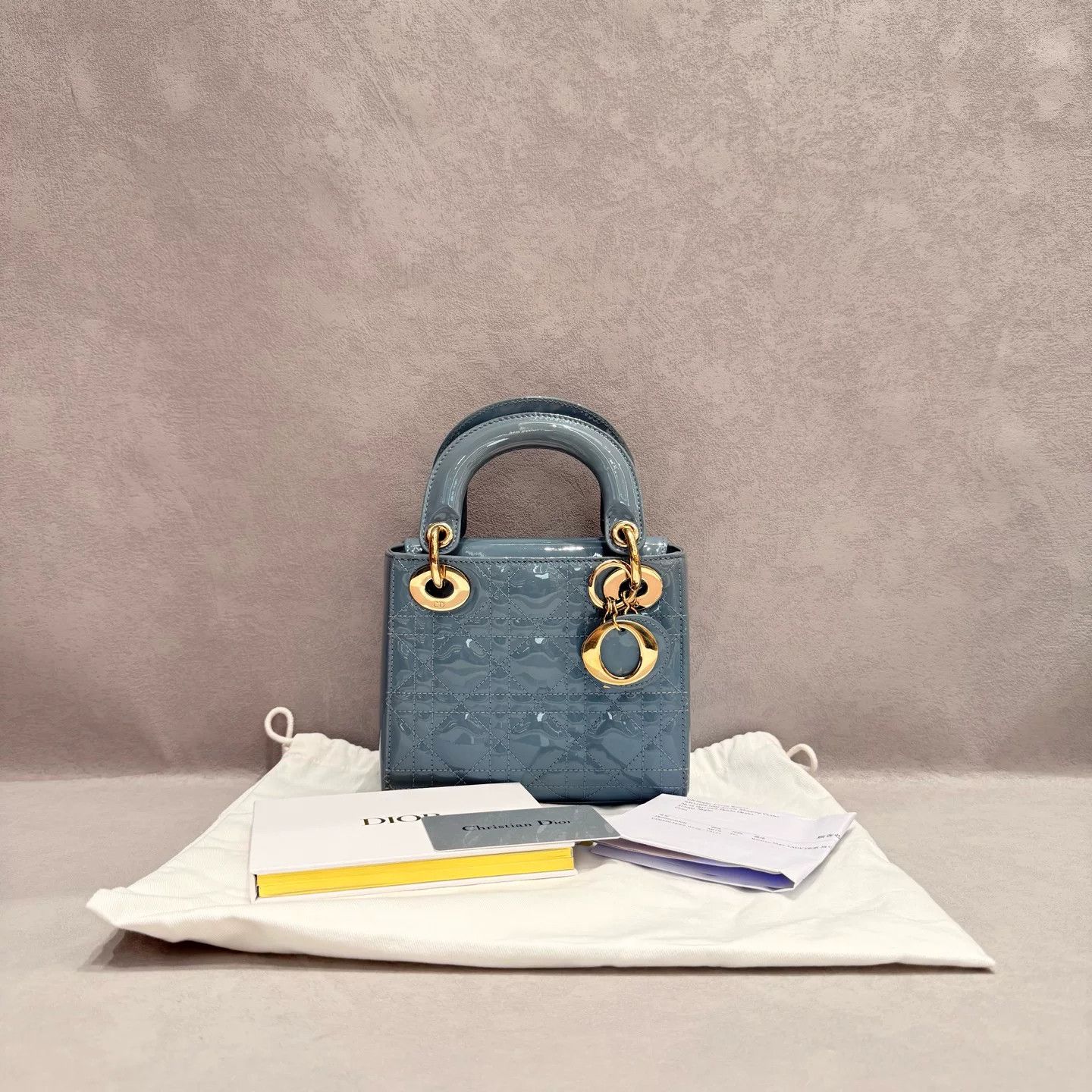 Dior Pre-loved Bag Very good condition Size ONE SIZE - 1 Thumbnail