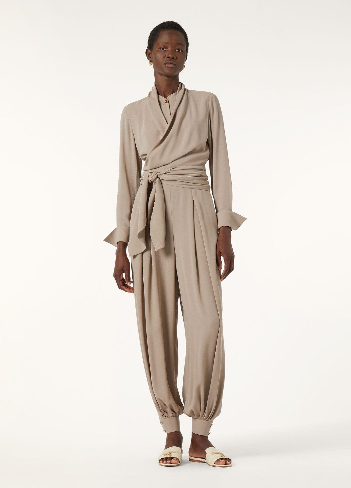 Loro Piana o1srvl11e0526 FAP0019 Monika Jumpsuit in Beige Size 28" / US 6 / IT 42 - 6 Thumbnail