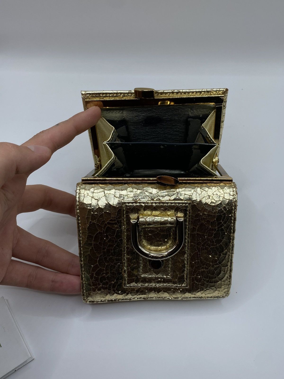 Gucci Gucci vintage gold wallets Size ONE SIZE - 9 Thumbnail