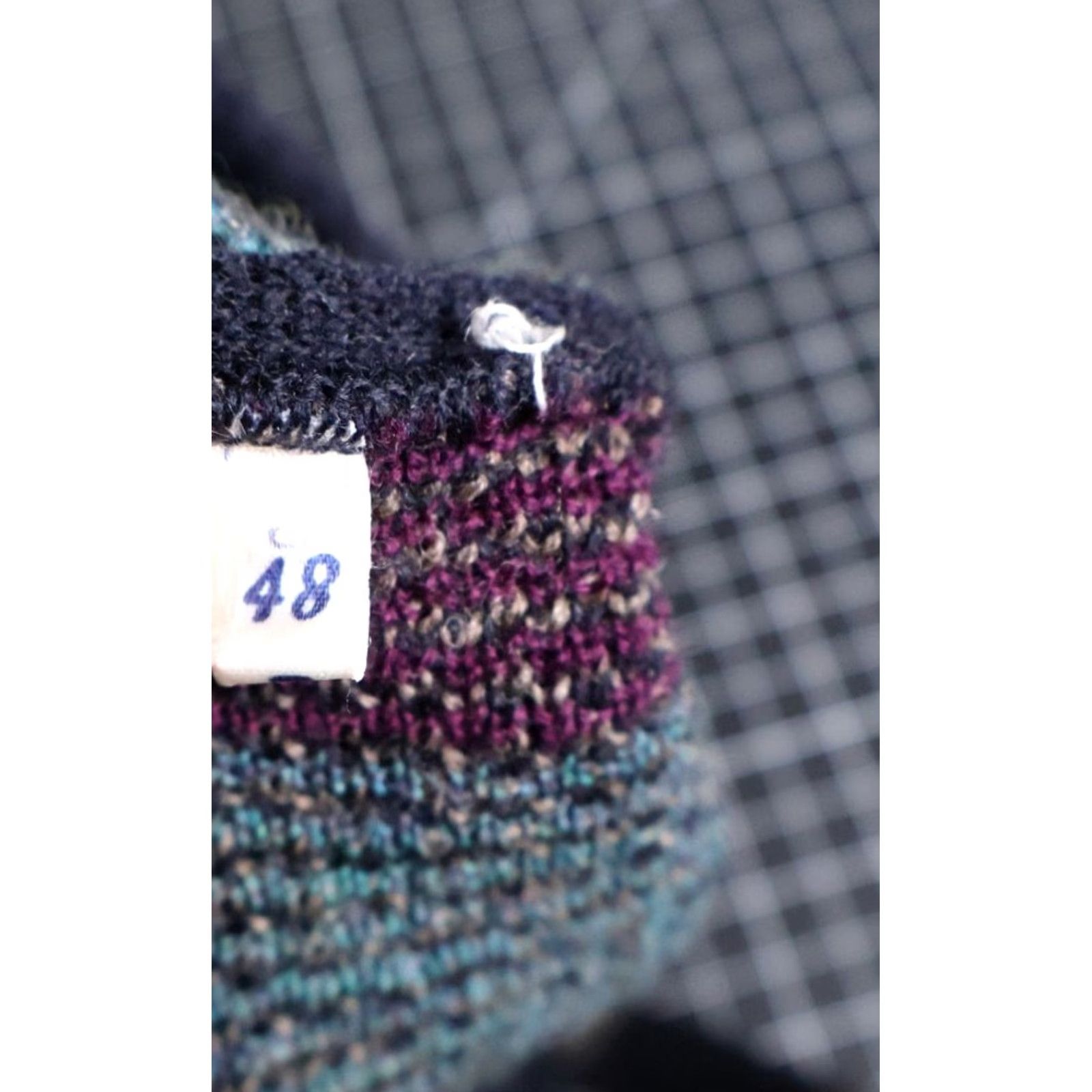 Vintage VINTAGE 90s Wool Blend Sweater Men's M Dark Blue Purple Geometric Italian Knit Pullover Crew Neck Knitwear, Regular Fit, Fall Winter Season, Mens Size US M / EU 48-50 / 2 - 3 Thumbnail
