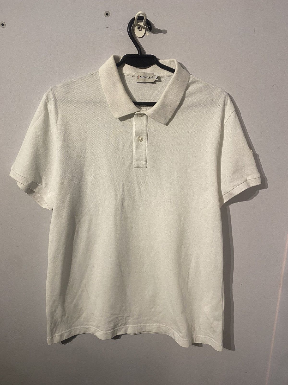 image of Designer Moncler Maglia White Polo Shirt Tshirt, Men's (Size XL)
