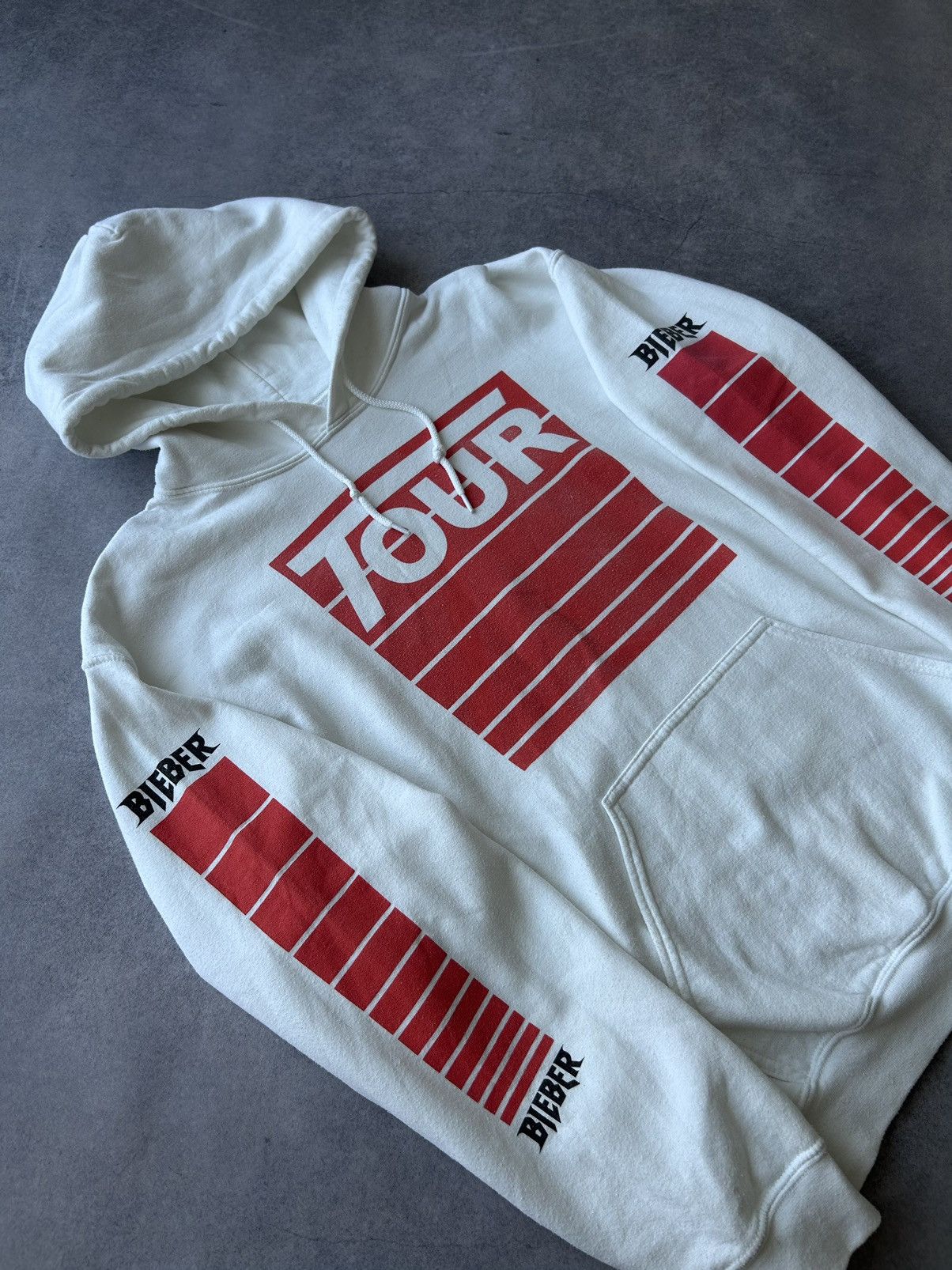 Justin Bieber × Vintage Justin Biber Tour hoodies big logo 2017 mens Size US M / EU 48-50 / 2 - 3 Thumbnail