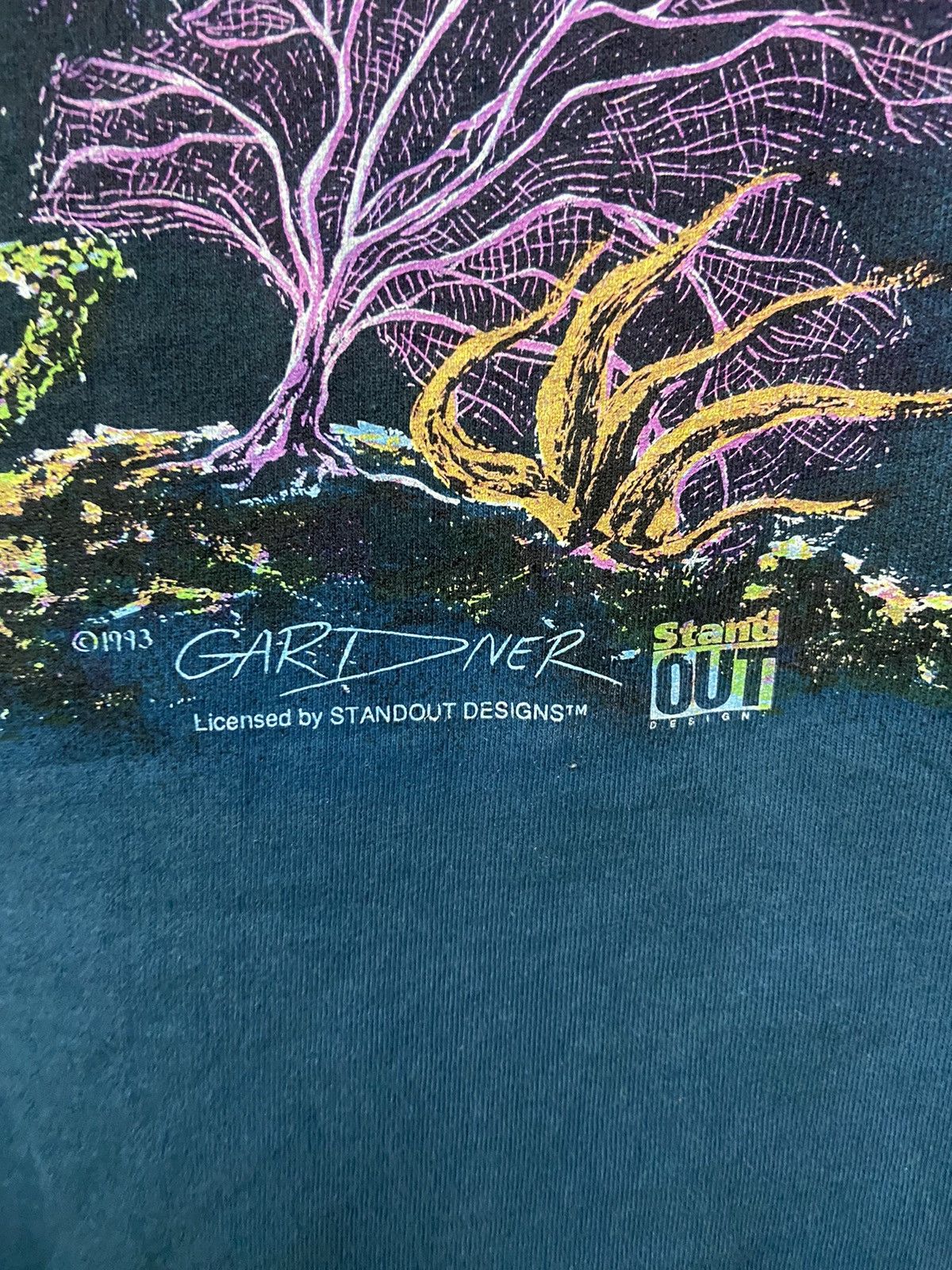 Vintage Vintage 1993 Gardner T Shirt Stand Out Shark Size US XL / EU 56 / 4 - 3 Thumbnail