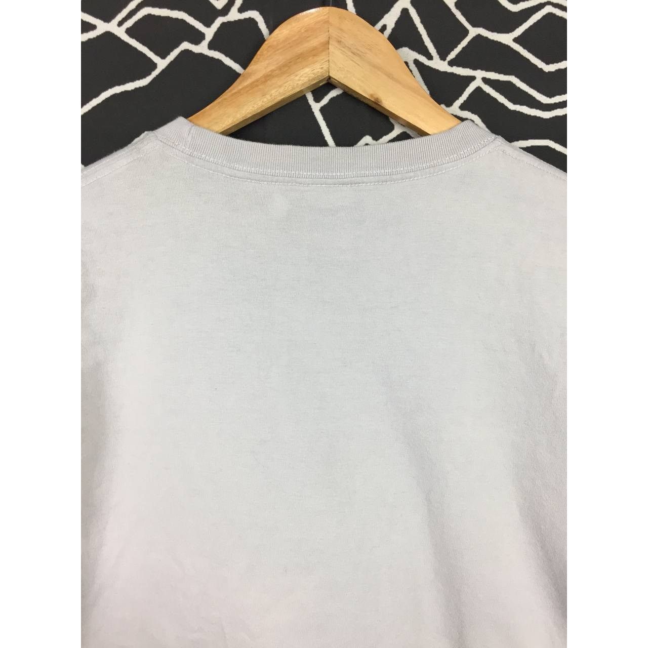 Band Tees Charlie Puth Cover Art CHARLIE Studio Album Tee Size L Size US L / EU 52-54 / 3 - 6 Thumbnail