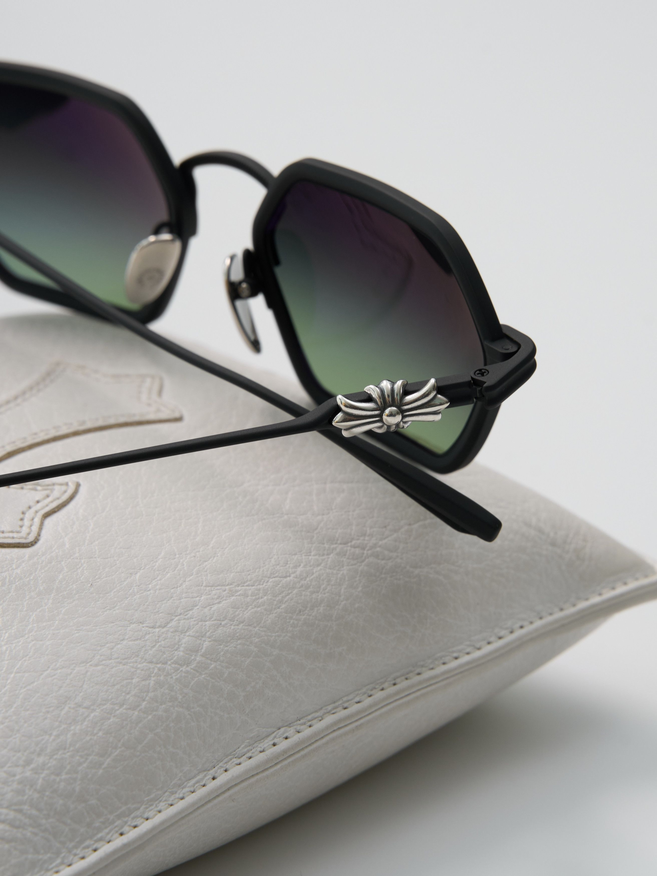 Chrome Hearts CHROME HEARTS DATASS Matte Black Size ONE SIZE - 12 Thumbnail