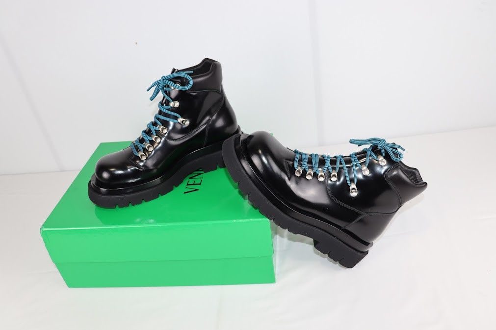 Bottega Veneta o1rshd1 Q:2 / Hiking Lug Gloss Vinyl Boots in Black Size US 9 / EU 42 - 14 Thumbnail