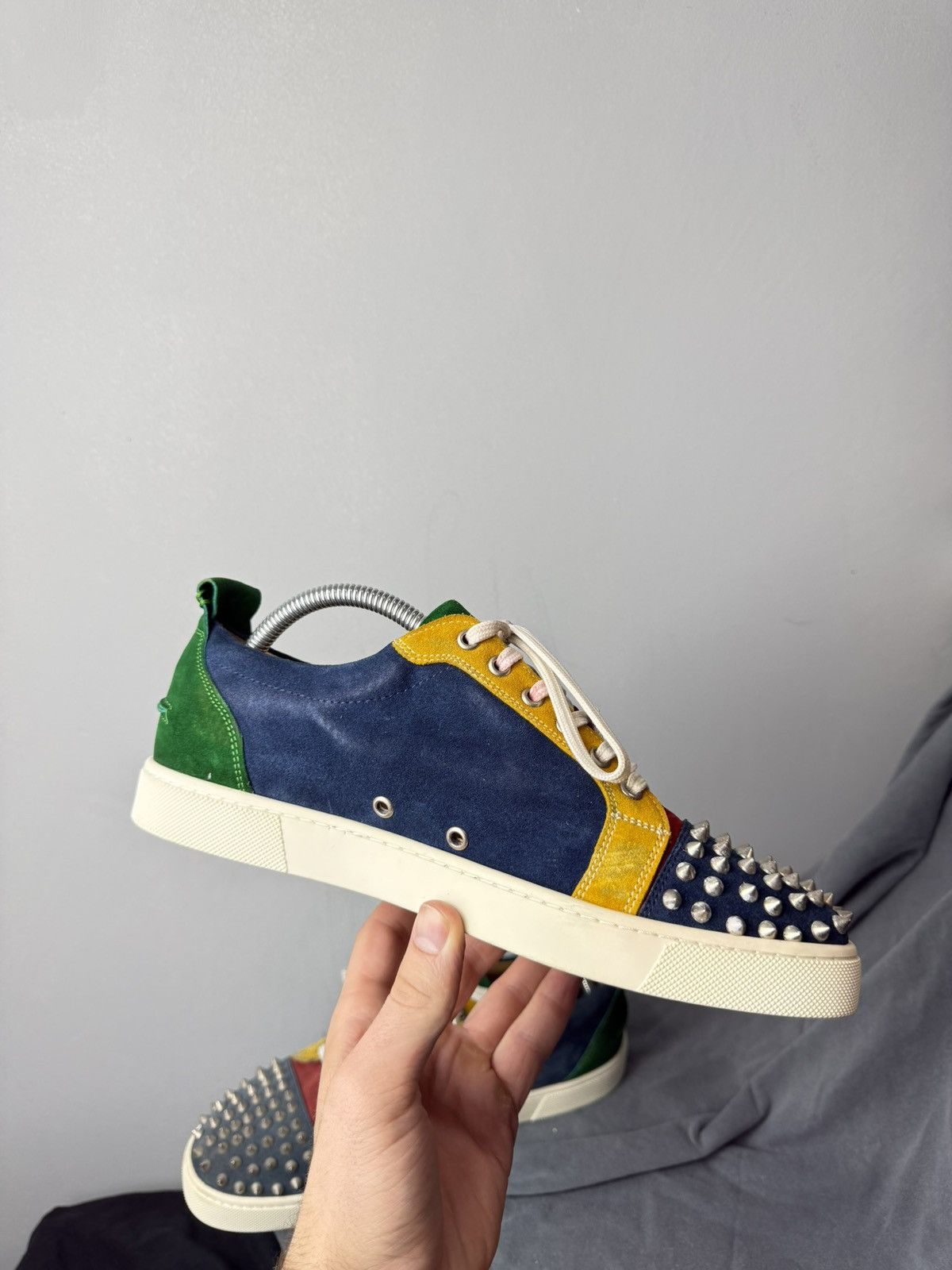 Christian Louboutin Christian Louboutin Suede Low Top Sneakers 42 Size Size US 8.5 / EU 41-42 - 5 Thumbnail