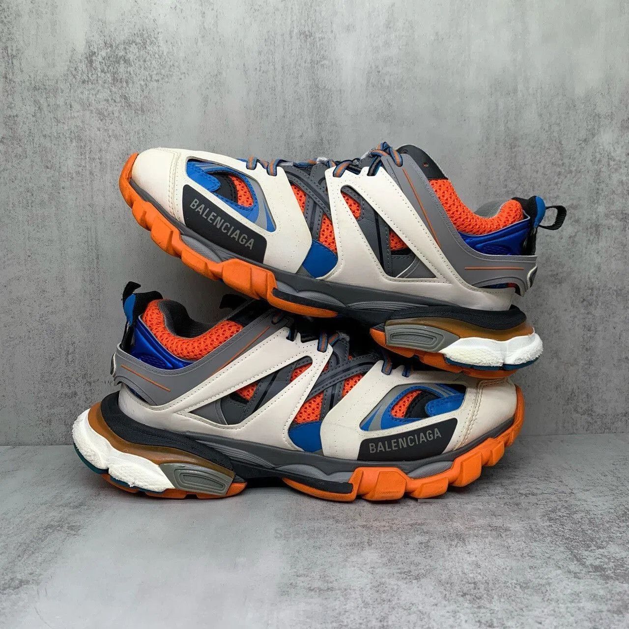 Balenciaga Balenciaga Track Sneakers Orange Size 40. Size US 7 / EU 40 - 2 Thumbnail