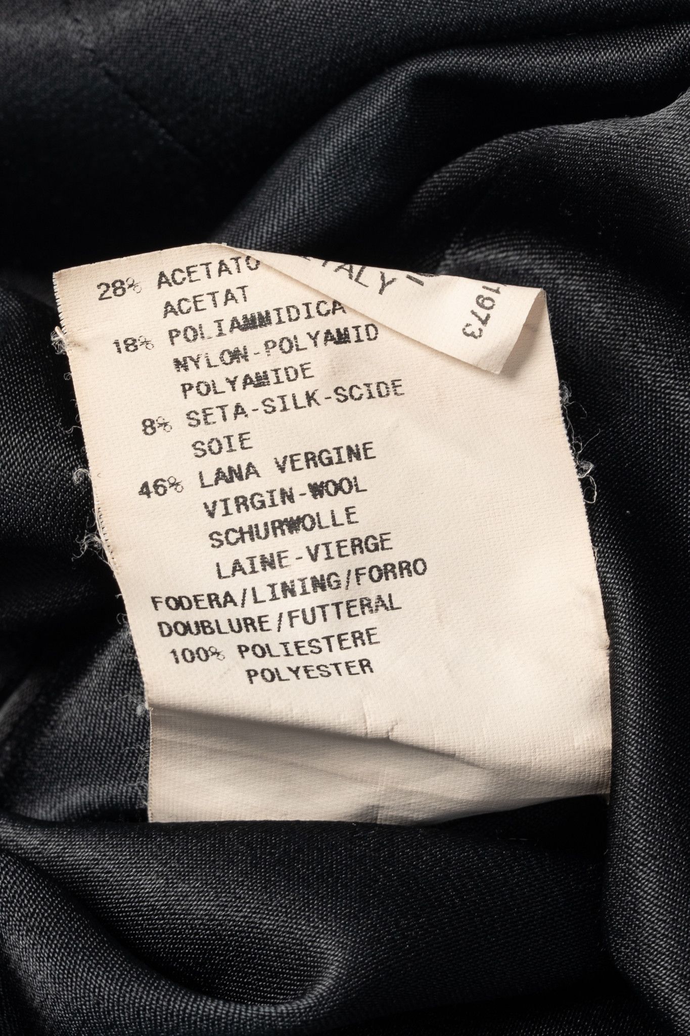 Armani Collezioni Armani Collezioni Black Puckered-Organza Belted Zip Jacket Size XL / US 12-14 / IT 48-50 - 10 Thumbnail