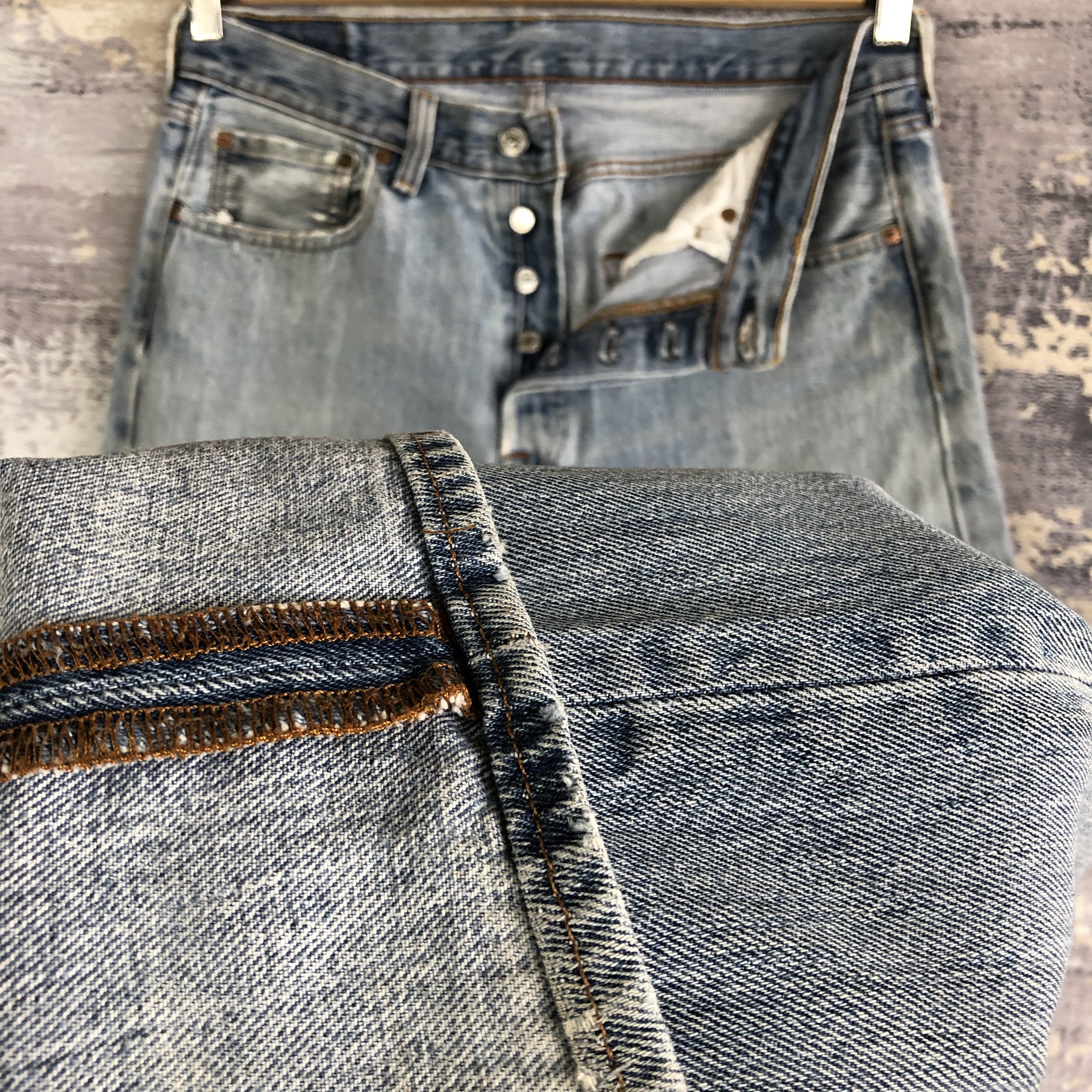 Levi's Vintage Y2K Levis 501 Jeans Levi's Faded Light Wash Denim Size US 32 / EU 48 - 8 Thumbnail