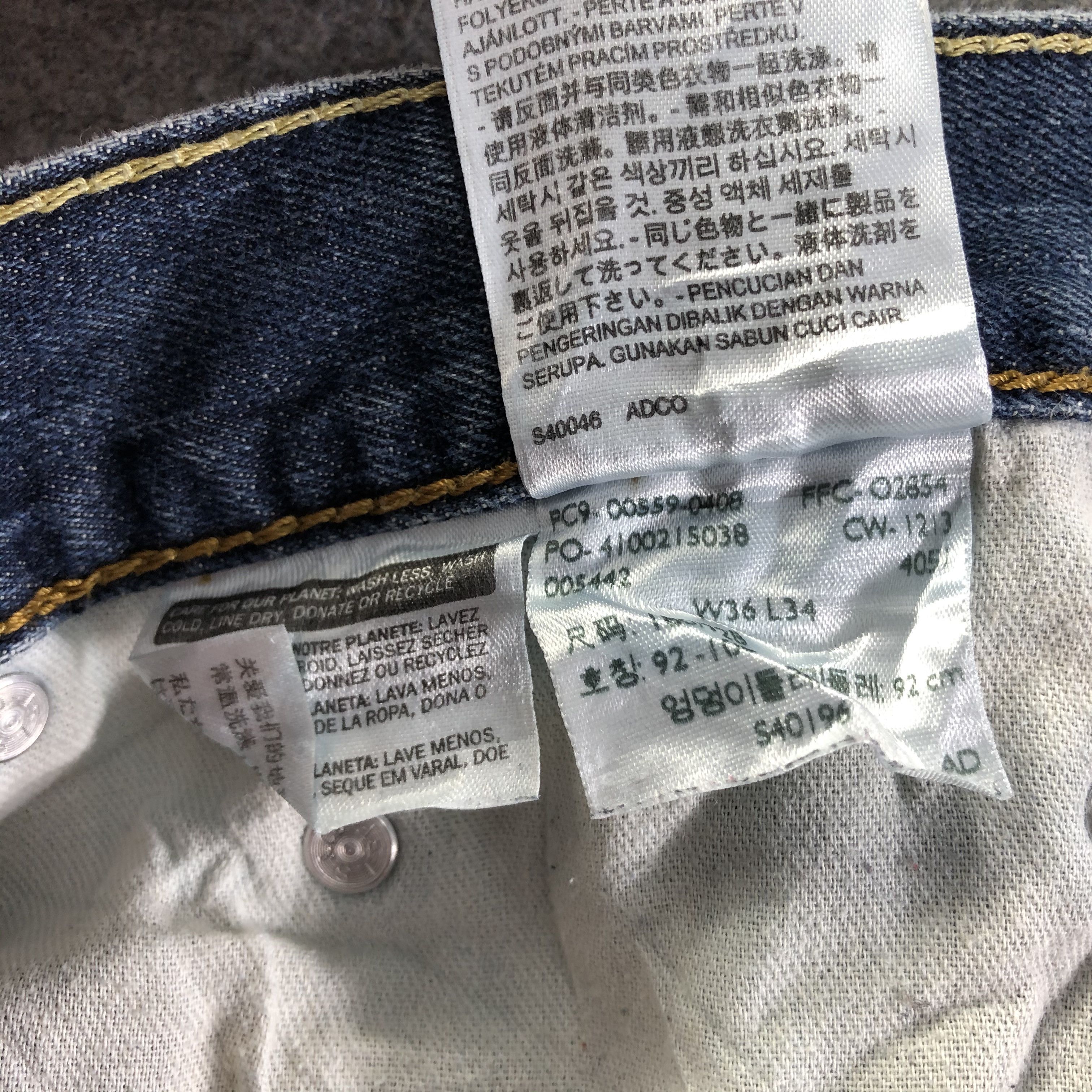 Levi's Vintage Blue Wash Levis 559 Jeans-J4155 Size US 37 - 11 Thumbnail