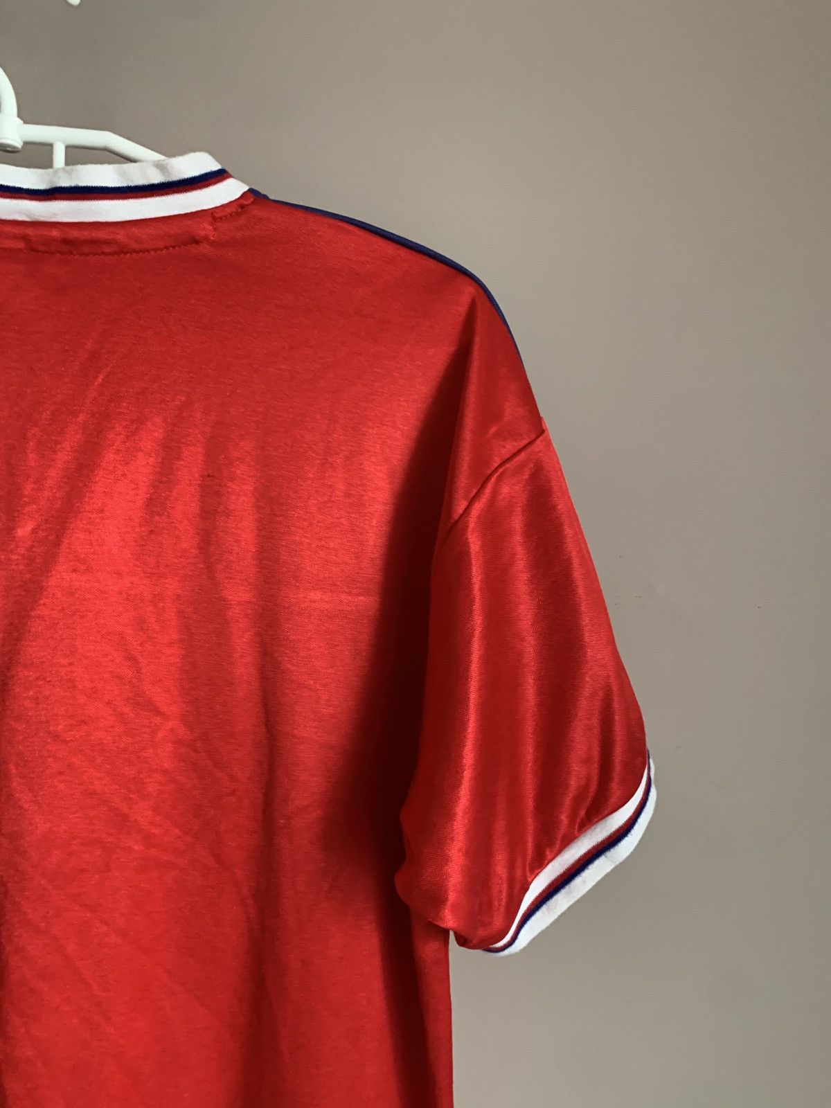 Vintage England 1980 Away Football Shirt Score Draw Soccer Jersey S Size US S / EU 44-46 / 1 - 6 Thumbnail