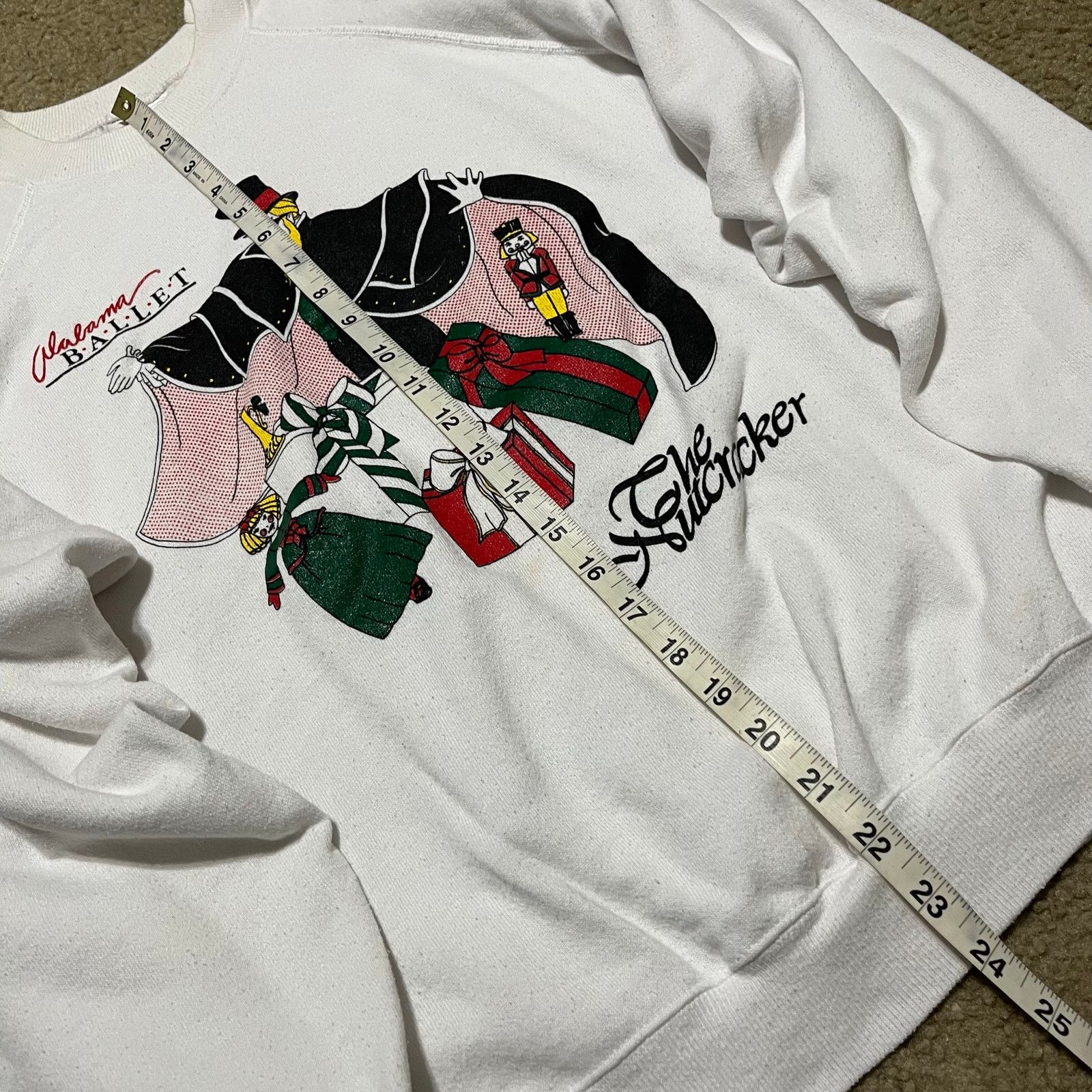 Hanes Vintage The Nut Cracker White Graphic Crewneck XL Size US XL / EU 56 / 4 - 4 Thumbnail