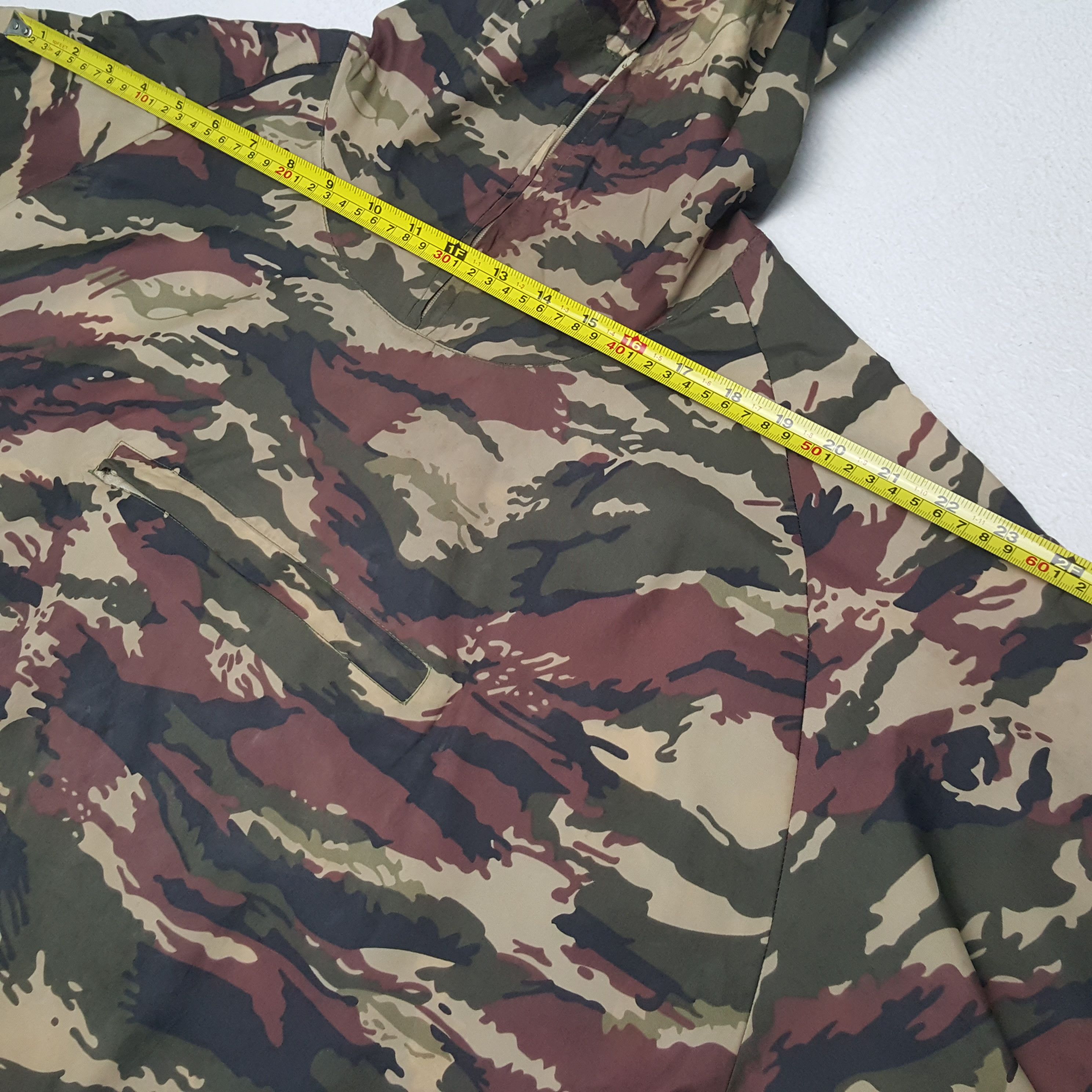 Vintage Camo Military Style Windbreaker Hoodie RR21 Size US XXL / EU 58 / 5 - 4 Thumbnail