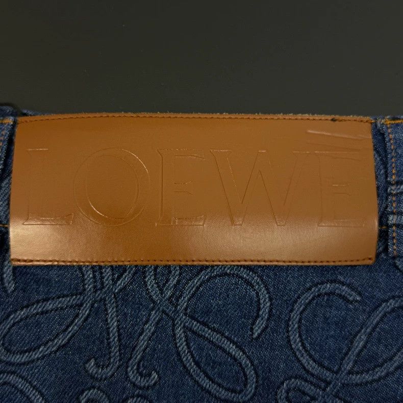 Loewe loewe 34Logo leather label skirt 2504-Nextarrow Size S / US 4 / IT 40 - 8 Thumbnail