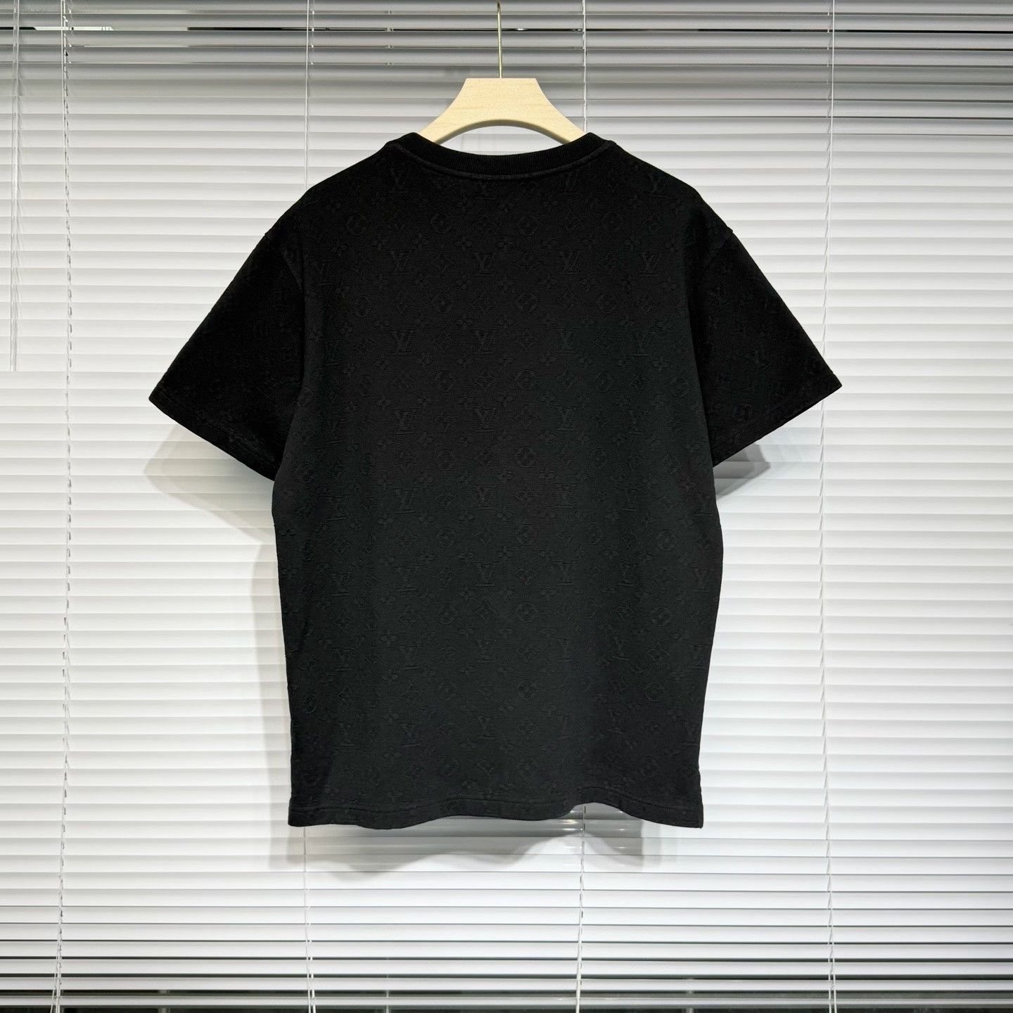 Louis Vuitton Louis Vuitton Short Sleeve T-Shirt Size US L / EU 52-54 / 3 - 2 Thumbnail