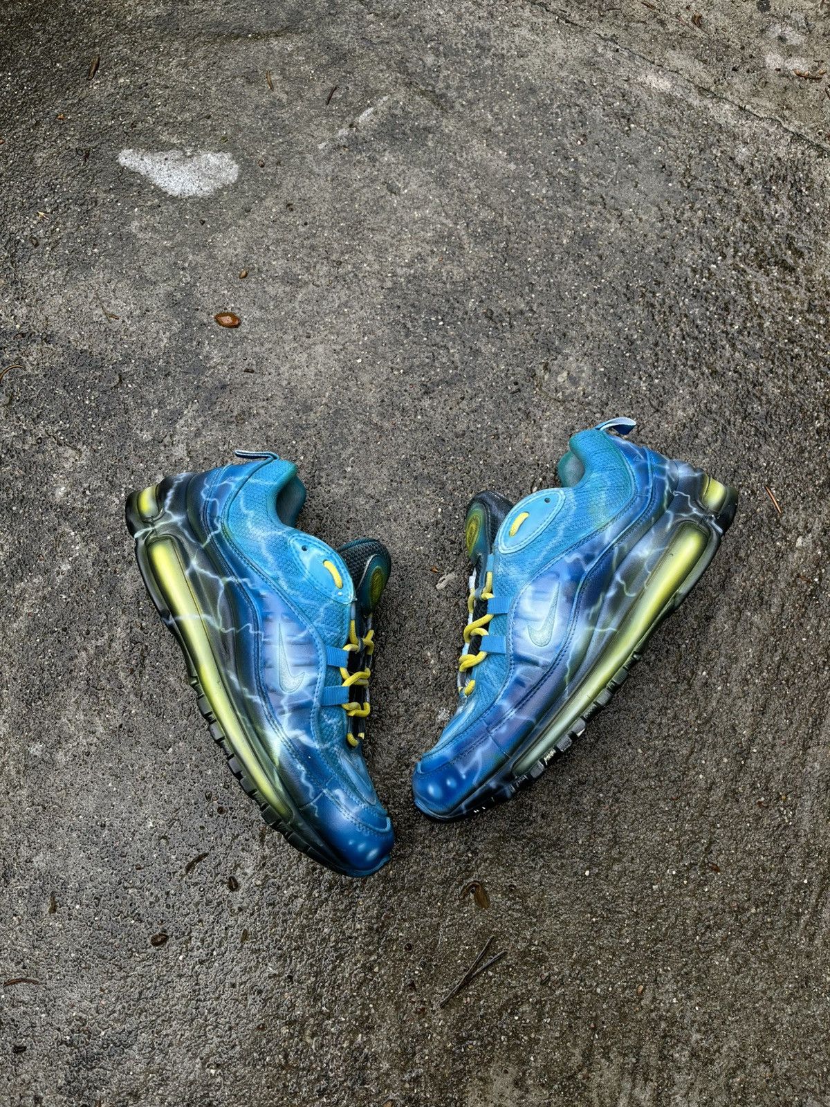 Nike × Vintage Vintage Nike Air Max 98 Custom Lightning Size US 8 / EU 41 - 1 Thumbnail