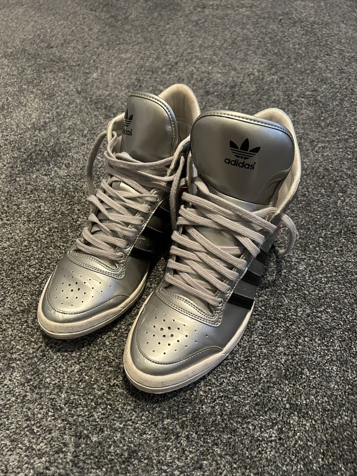 Adidas Adidas Silver High-Top Sneakers Size US 8 / EU 41 - 1 Thumbnail