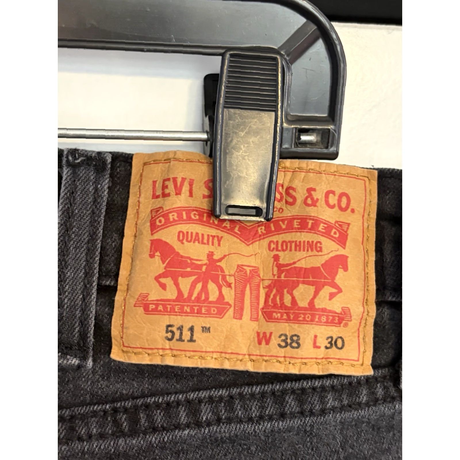 Levi's Levi's 511 Slim Tapered Jeans Black 38x30 Men’s Denim 5-Pocket Logo Zip Button Mid Rise Slim Fit Regular Size Type Jeans Men Size US 30 / EU 46 - 5 Thumbnail