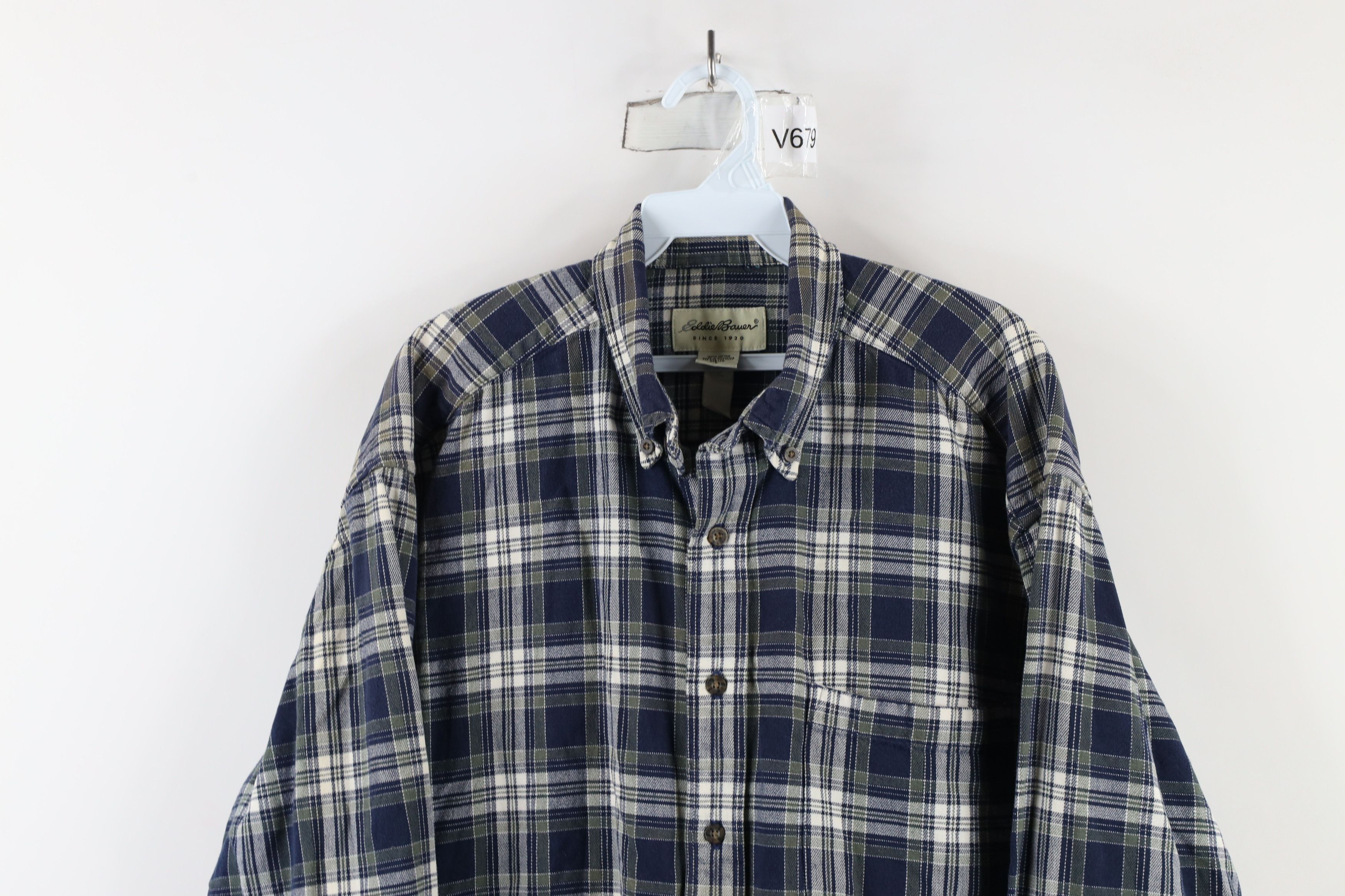 Eddie Bauer × Vintage Vintage 90s Eddie Bauer Heavyweight Button Shirt Plaid Size US L / EU 52-54 / 3 - 2 Thumbnail