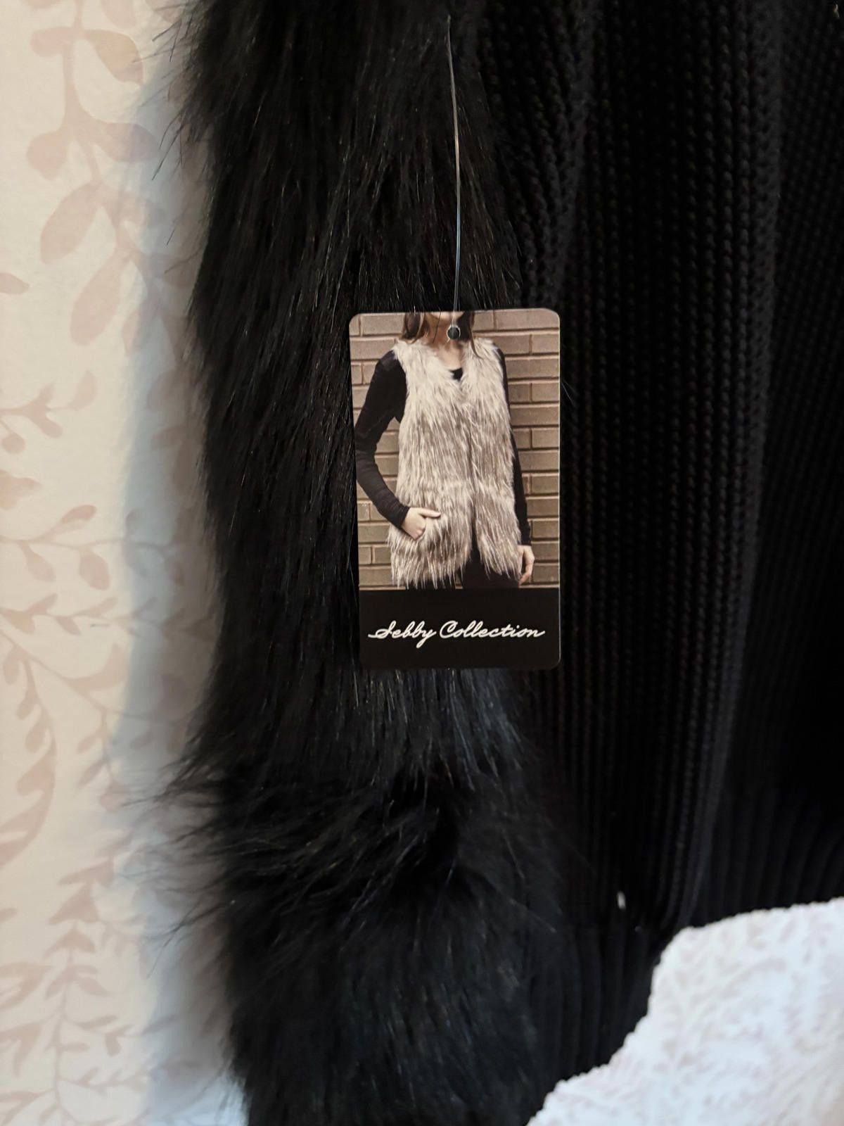 Designer NWT Debby Collection Black Faux Fur Vest Size S/P Size S / US 4 / IT 40 - 6 Thumbnail