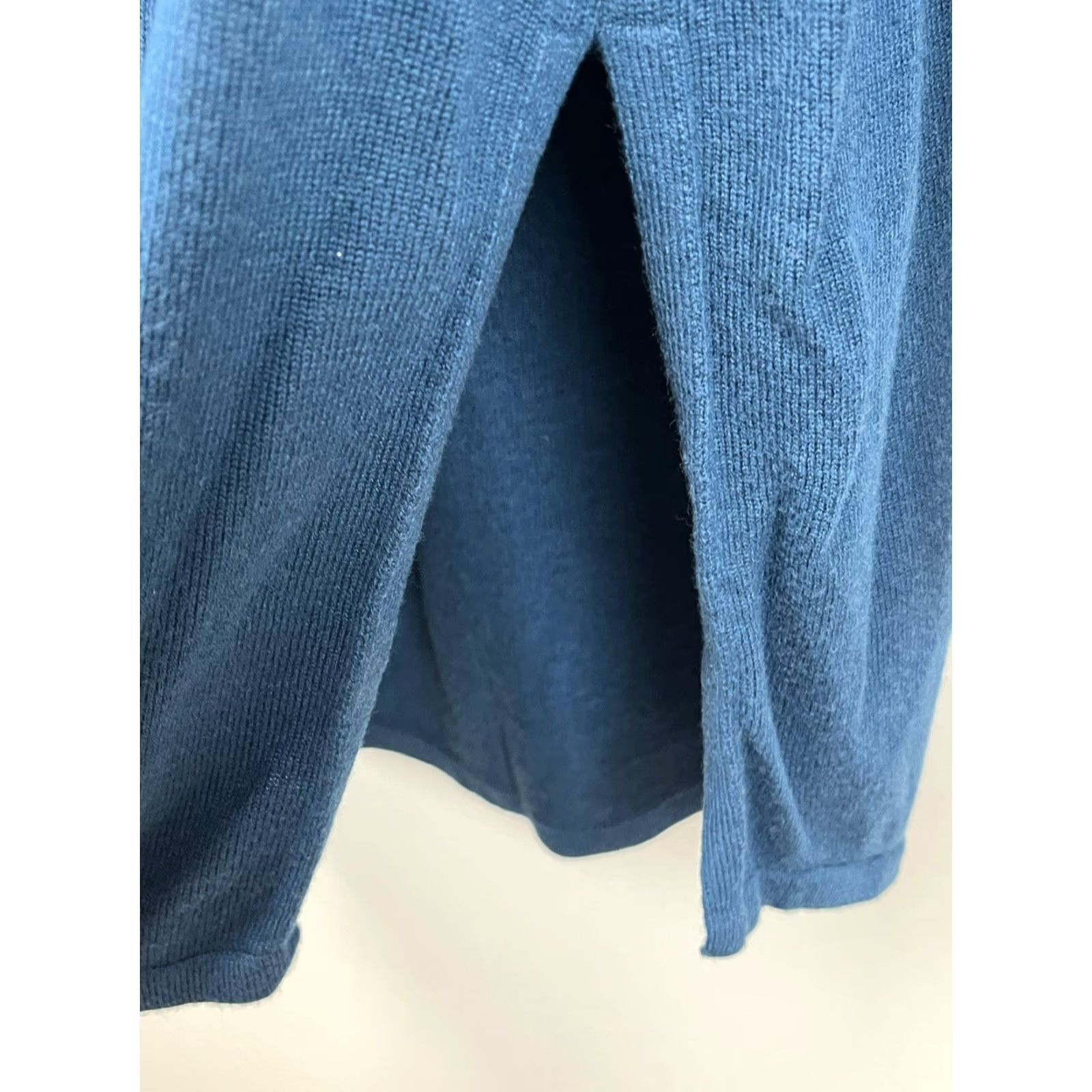 J. Jill J. Jill Knit Tunic Shirt Sweater Sz L GUC Side Slits Teal Color Tunic Knit Women L Sz Regular GUC Side Slits Shirt Sweater J. Jill Knit Size L / US 10 / IT 46 - 3 Thumbnail