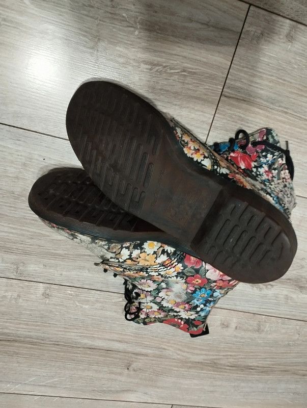 Dr. Martens Dr. Martens Sienna Miller vintage rare Made in England UK6 Size US 8.5 / IT 38.5 - 9 Thumbnail