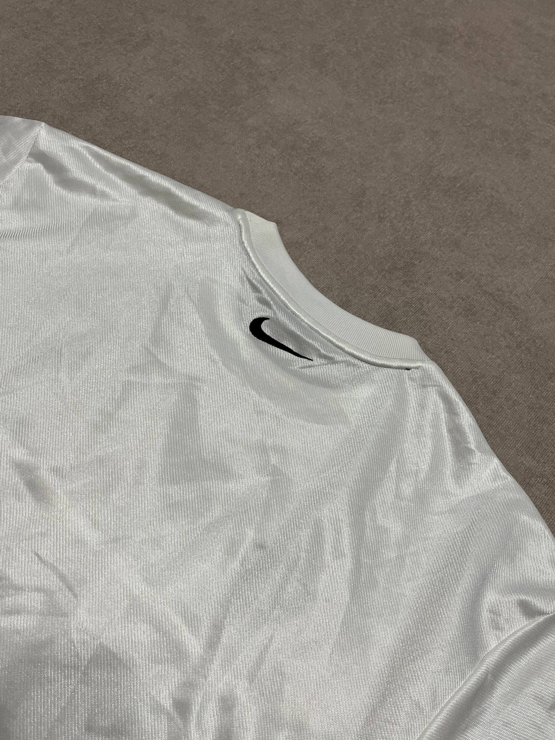 Nike Vintage Nike Jersey Logo T Shirt Men`s White Logo Tn Size US L / EU 52-54 / 3 - 8 Thumbnail