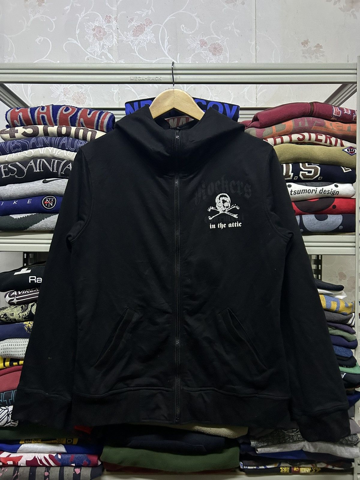 In The Attic 🔥in the attic skull england flag rockers garment hoodie Size US M / EU 48-50 / 2 - 1 Thumbnail