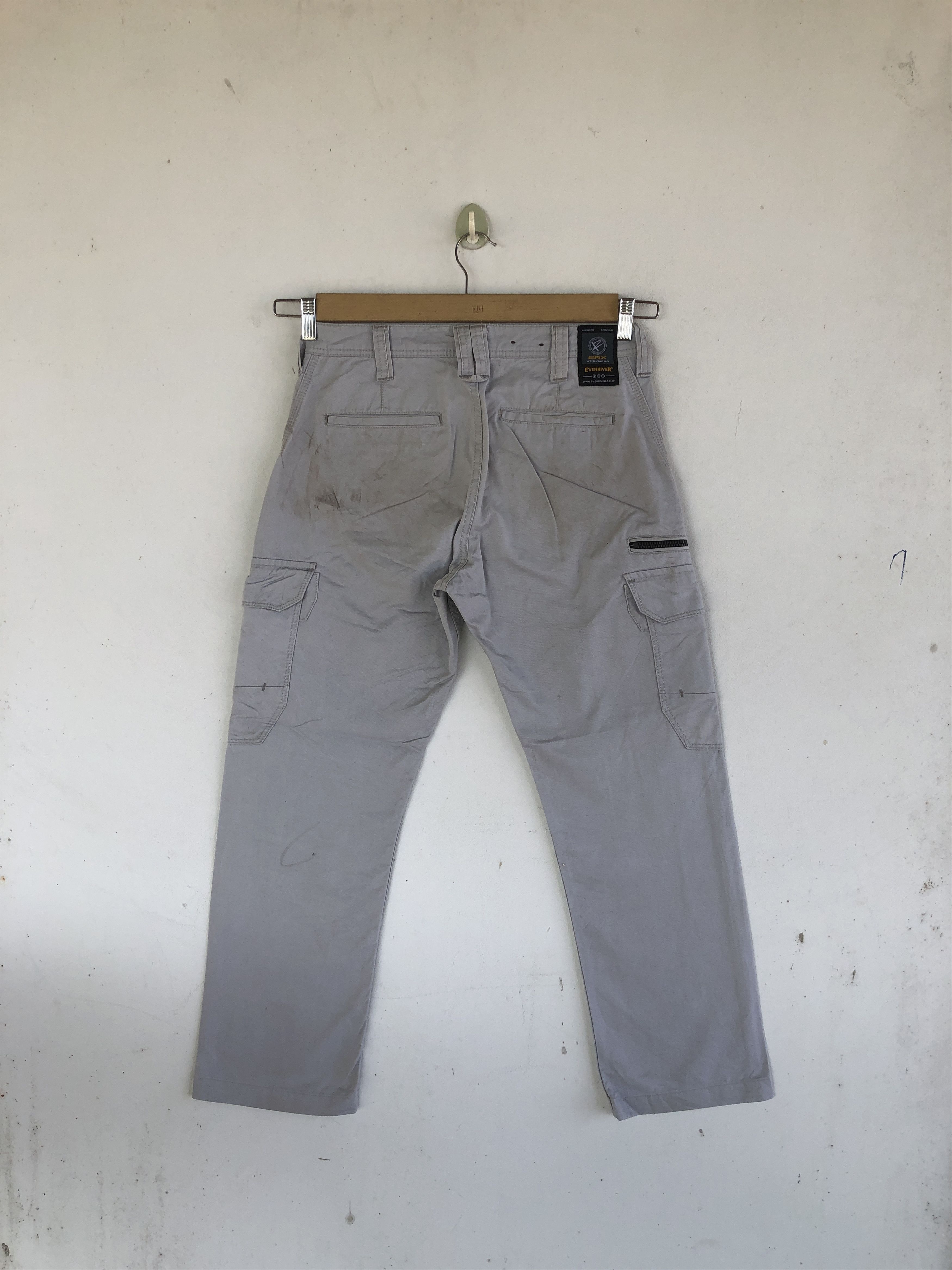 Japanese Brand Vintage Japanese Cargo Pants Multi Pocket Fatigue Trousers Size US 30 / EU 46 - 1 Thumbnail