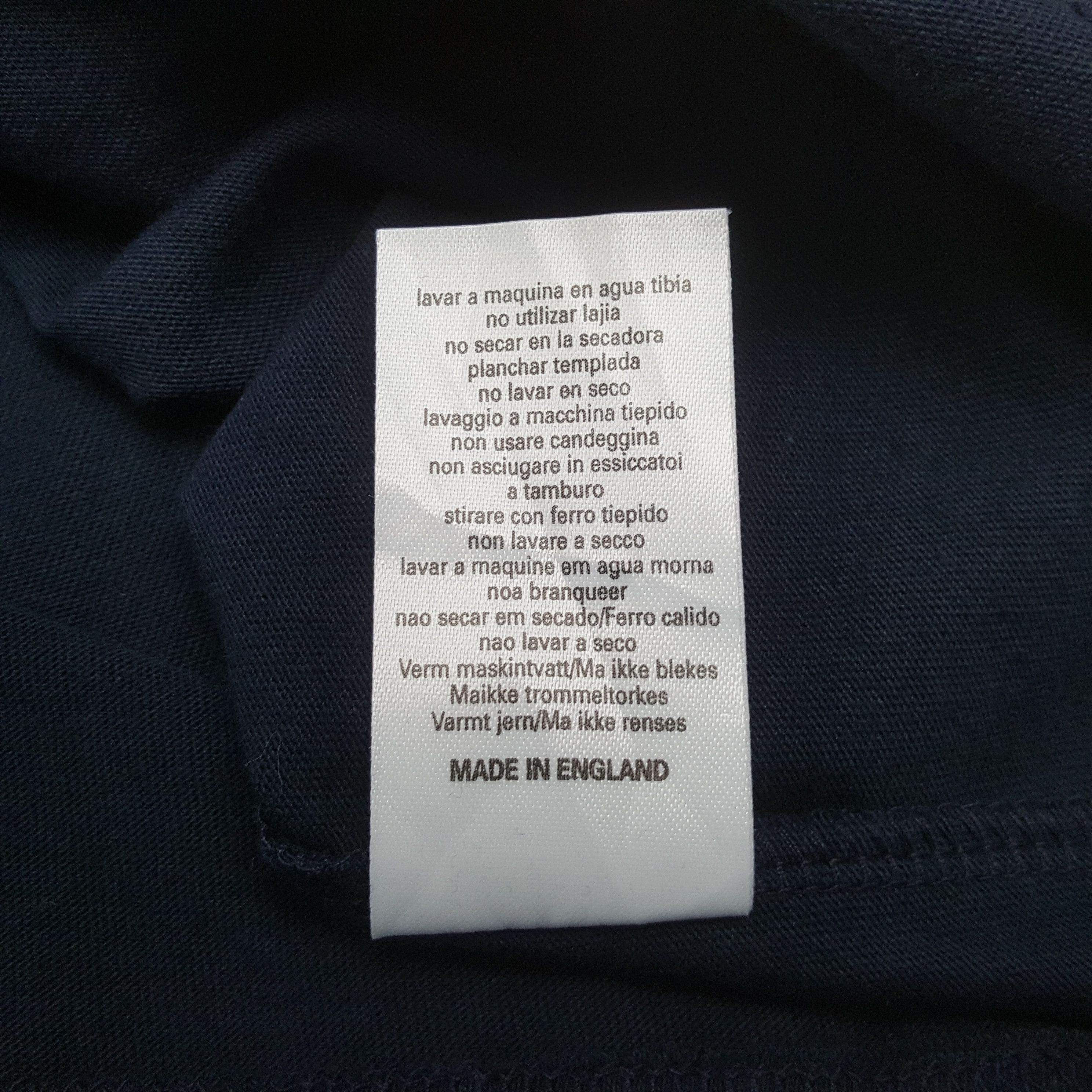 Burberry Burberrys Of London Fashion Brand Tshirt C299N13 Size US M / EU 48-50 / 2 - 7 Thumbnail