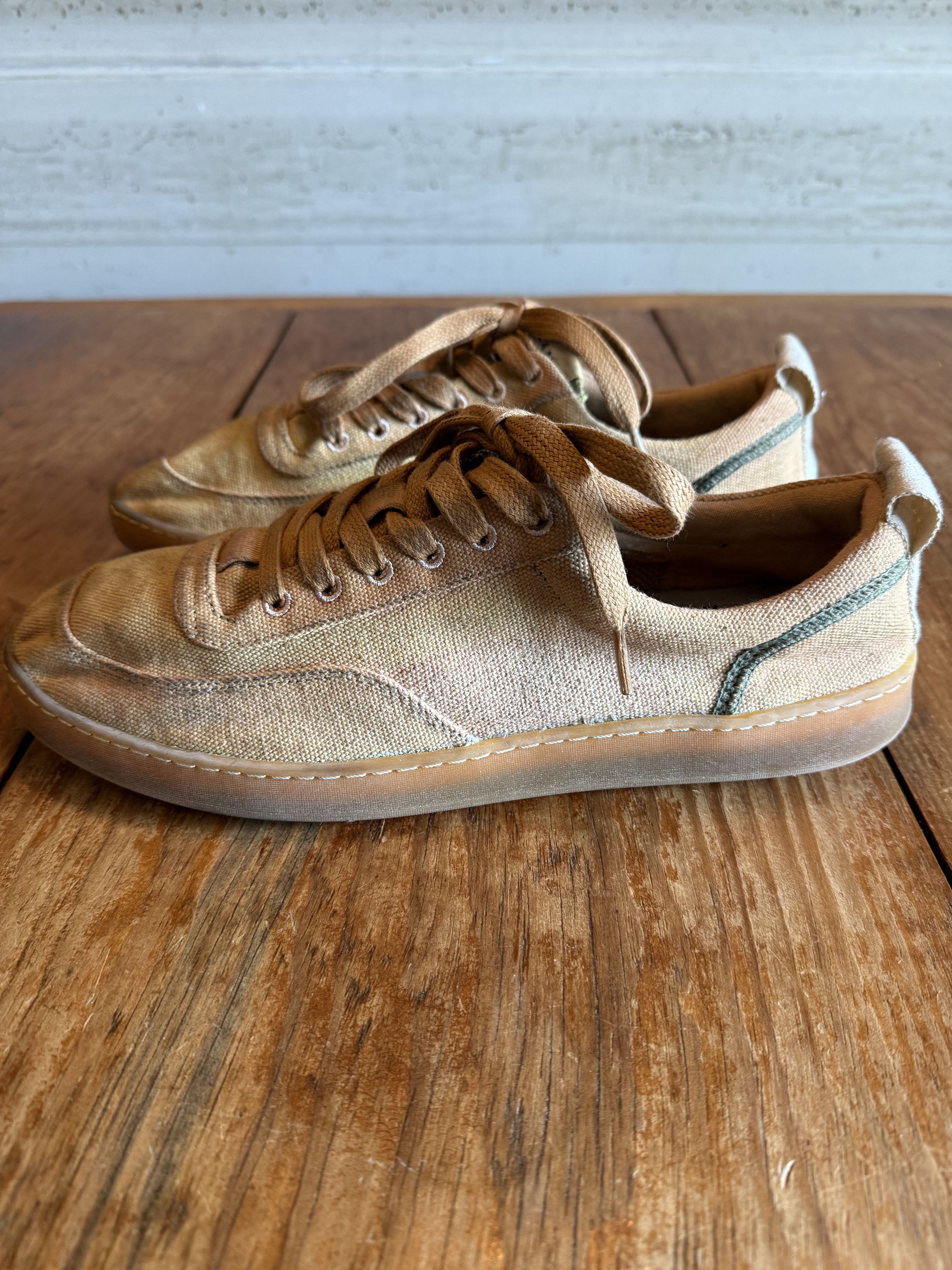 Everlane Everlane Tan Hand Dyed Canvas Sneakers, Men's US10 Size US 10 / EU 43 - 3 Thumbnail