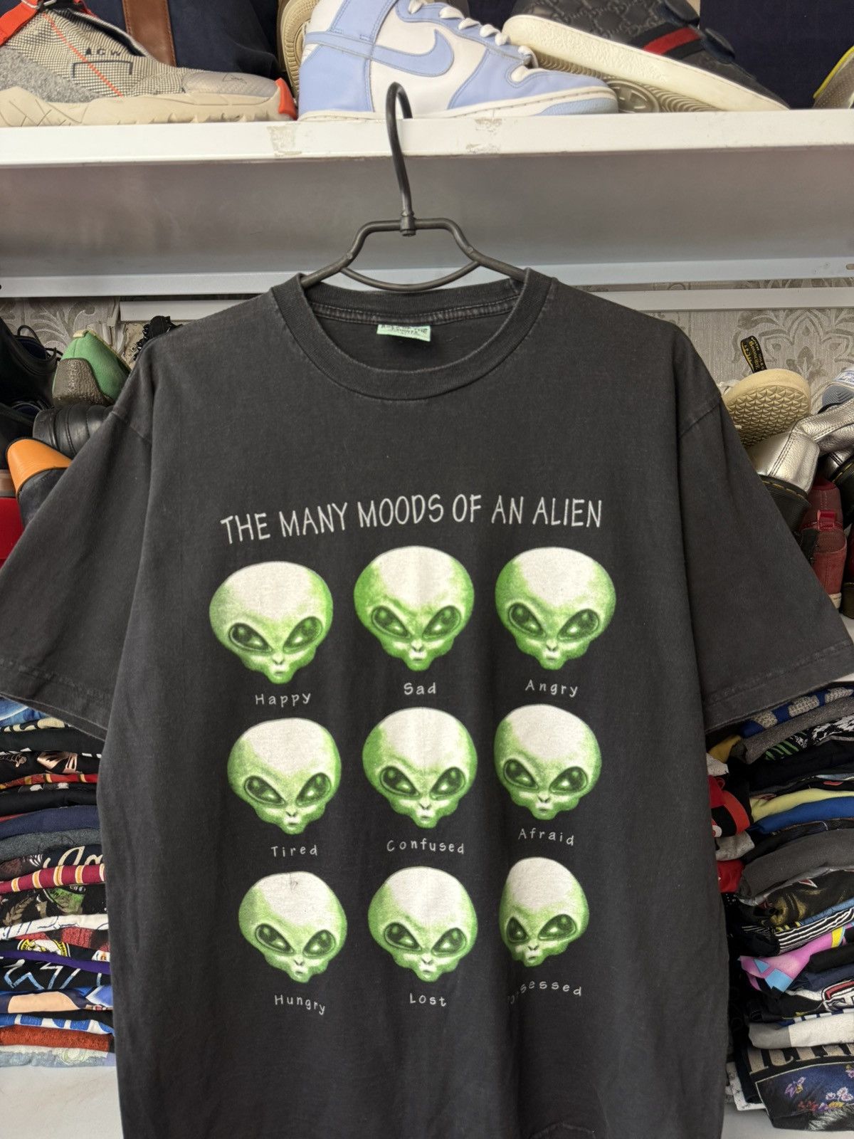 Vintage Vintage ALIEN MOODS 90s FLUORESCENT PRINT SINGLE STITCH TEE Size US L / EU 52-54 / 3 - 2 Thumbnail