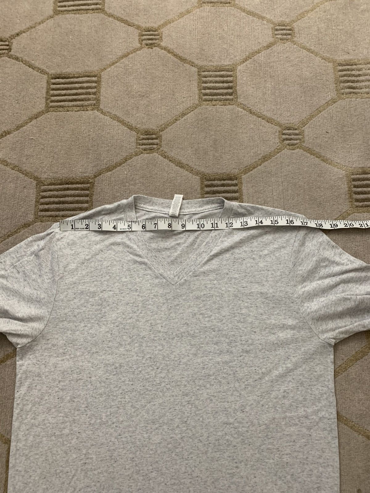 Canvas NWOT Canvas V-Neck Tee Size US M / EU 48-50 / 2 - 5 Thumbnail