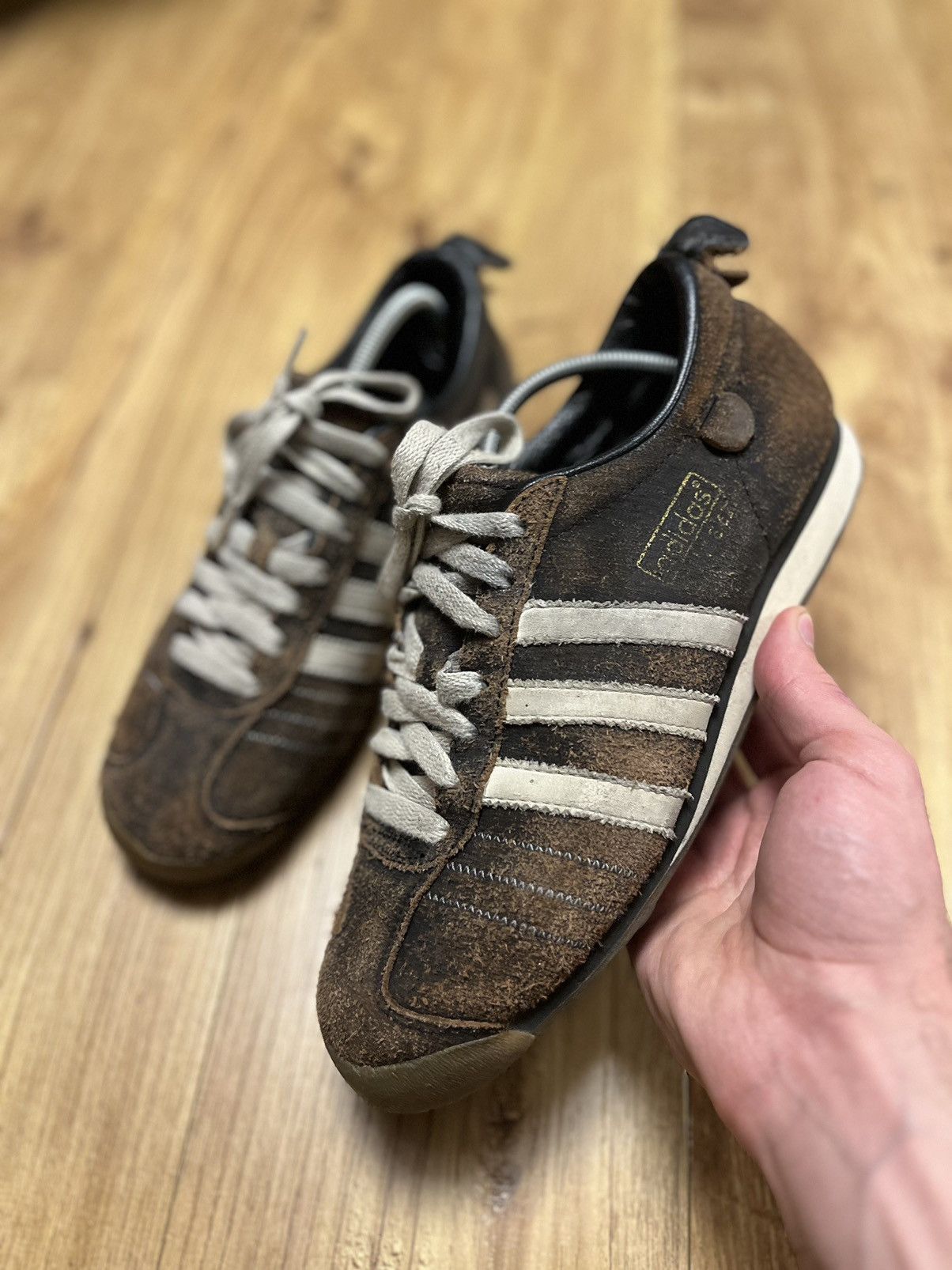 Adidas × Vintage Adidas Chile 62 Vintage Sneakers Y2K Size US 8 / EU 41 - 1 Thumbnail