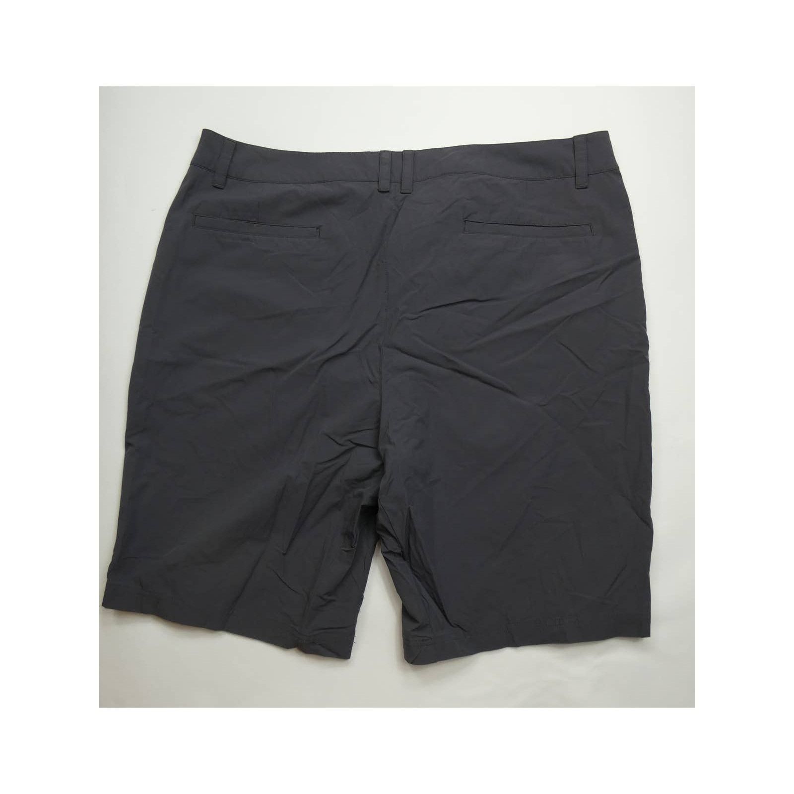 Oakley men's OAKLEY flat front shorts, gray, size: 40, 10" inseam Size US 42 / EU 58 - 2 Thumbnail