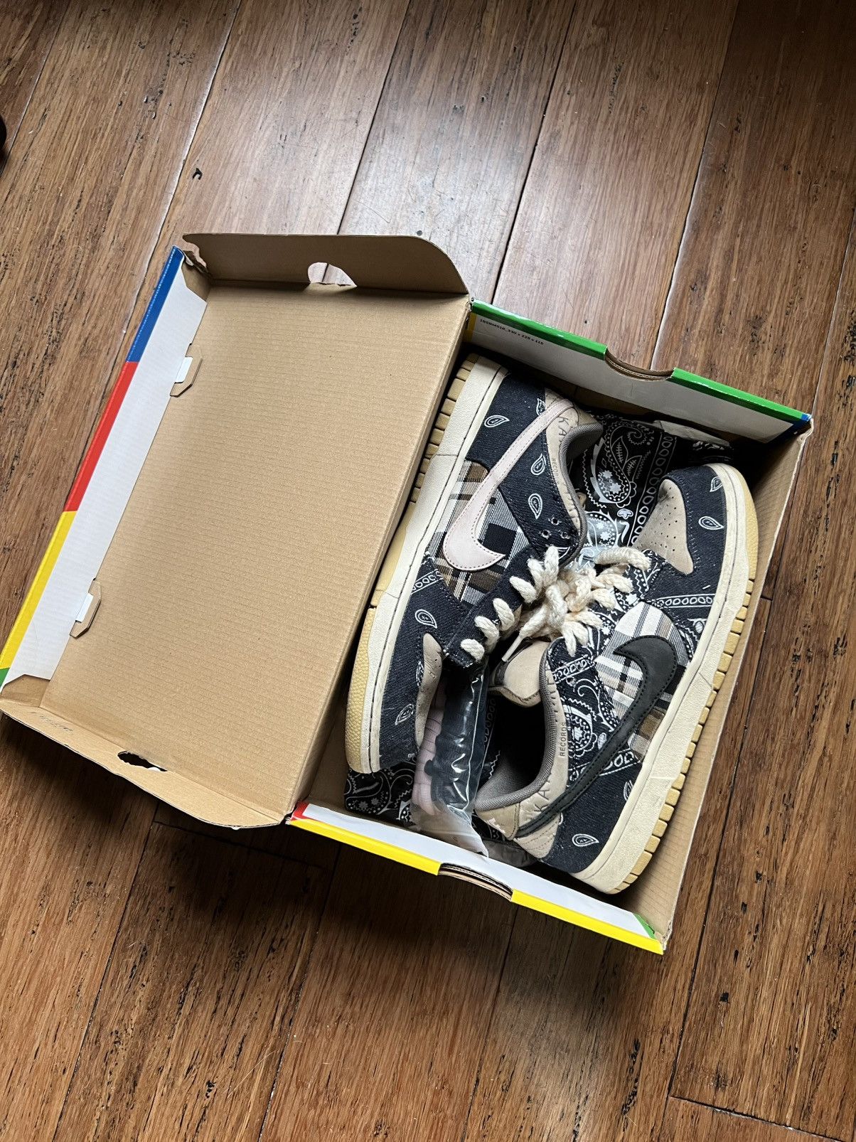 Nike × Travis Scott Travis Scott x Nike SB Dunk Low Size US 9.5 / EU 42-43 - 17 Thumbnail
