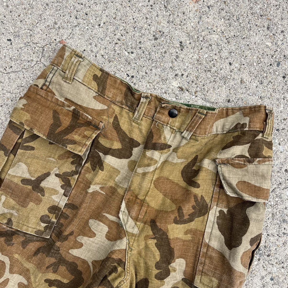 Vintage Vintage Frog Skin Camo Reversible Pants Size 32 Rare Size US 32 / EU 48 - 3 Thumbnail